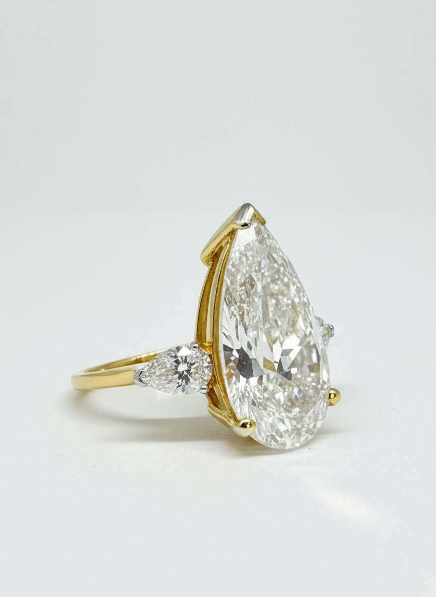 Velvet Halo Lab Diamond Ring