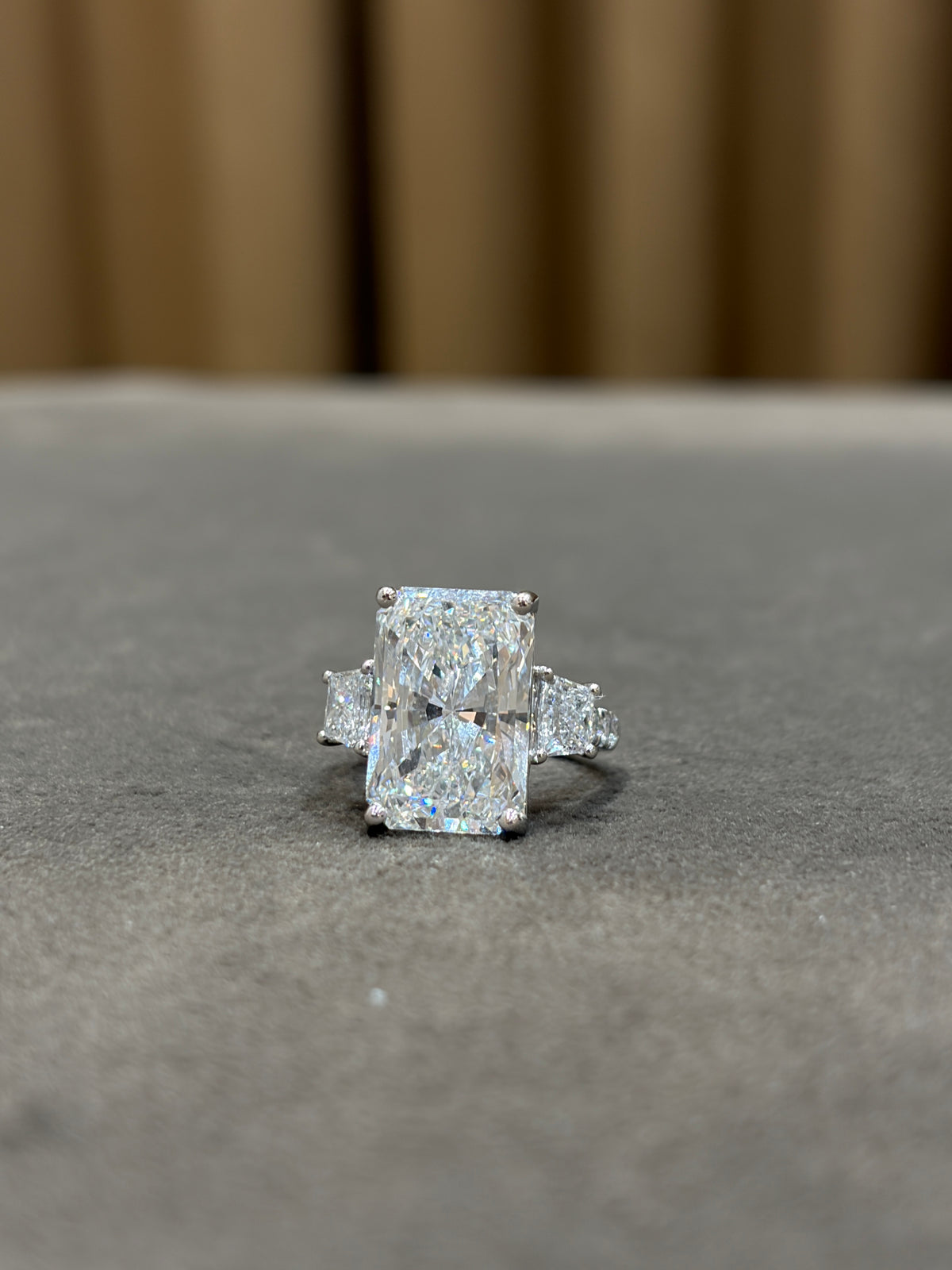 Caliven Elvorn 8ct Lab Diamond Ring