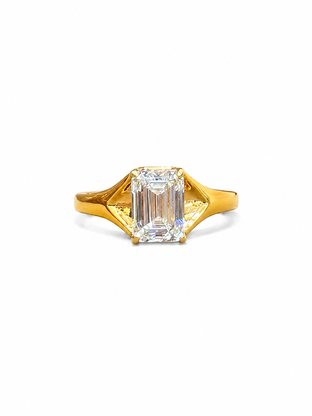 Lynveth Cora Lab Diamond Ring