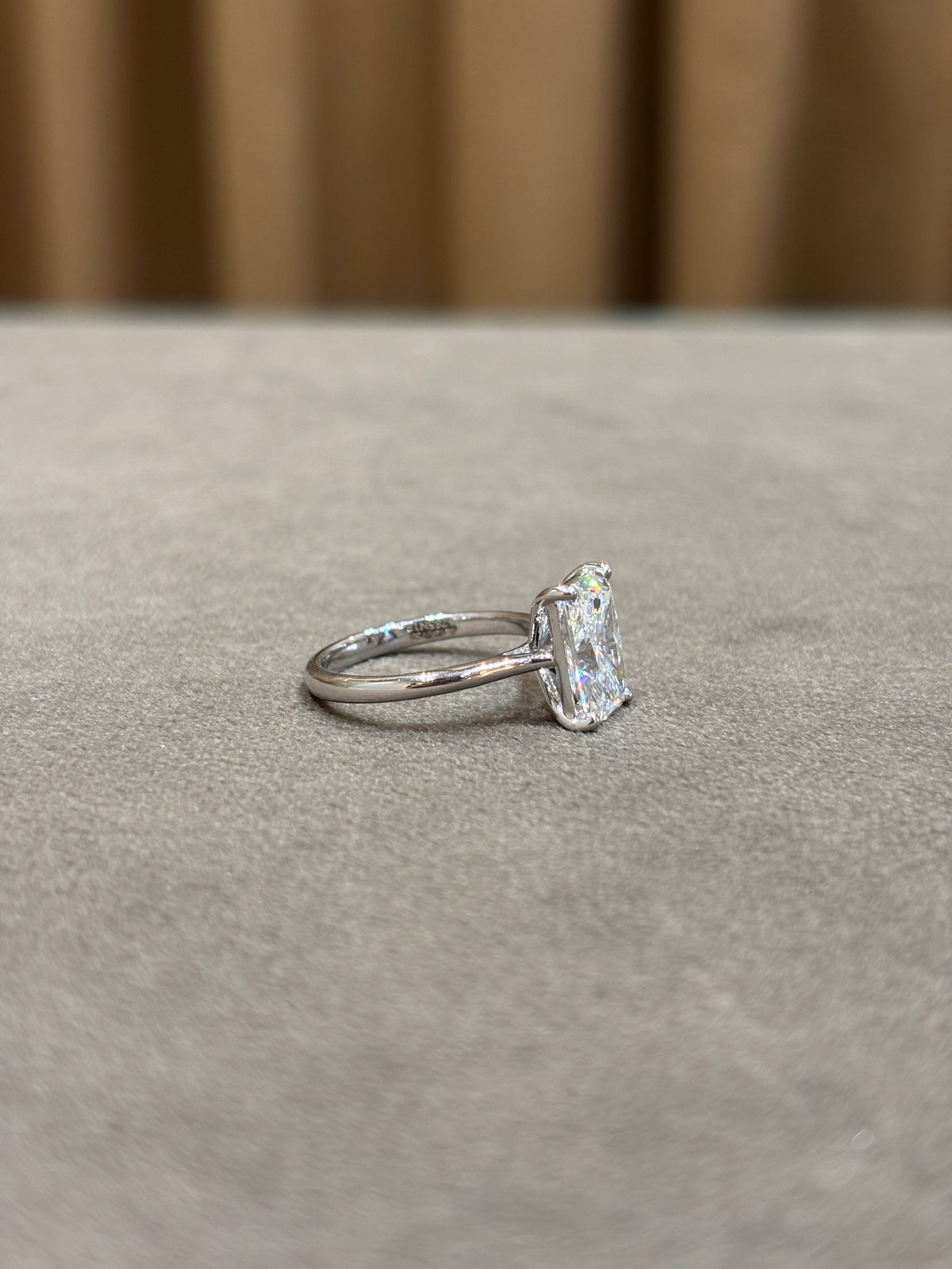 Arenith Calve Lab Grown Diamond Ring