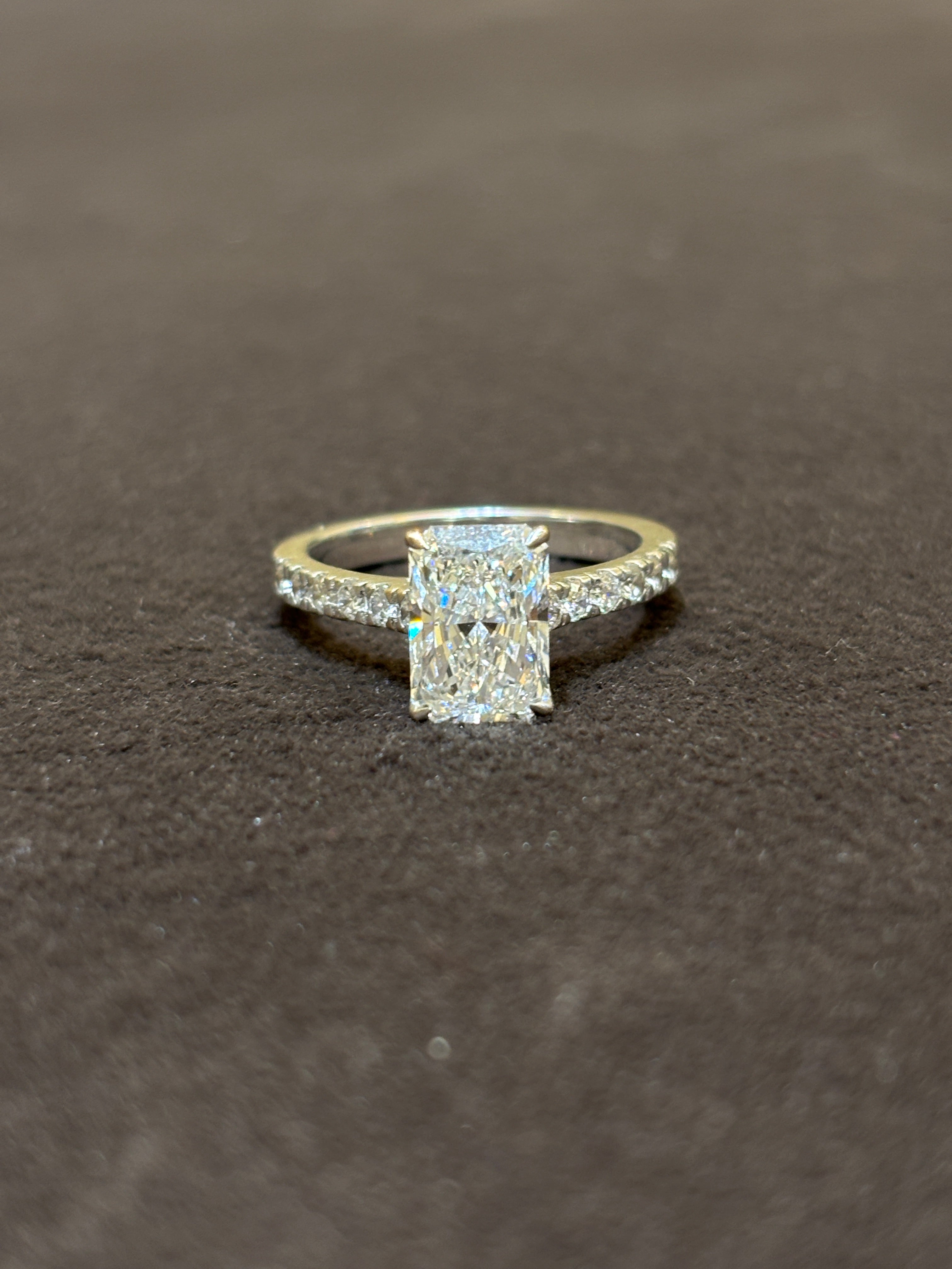 Scarlet Horizon Lab Diamond Ring