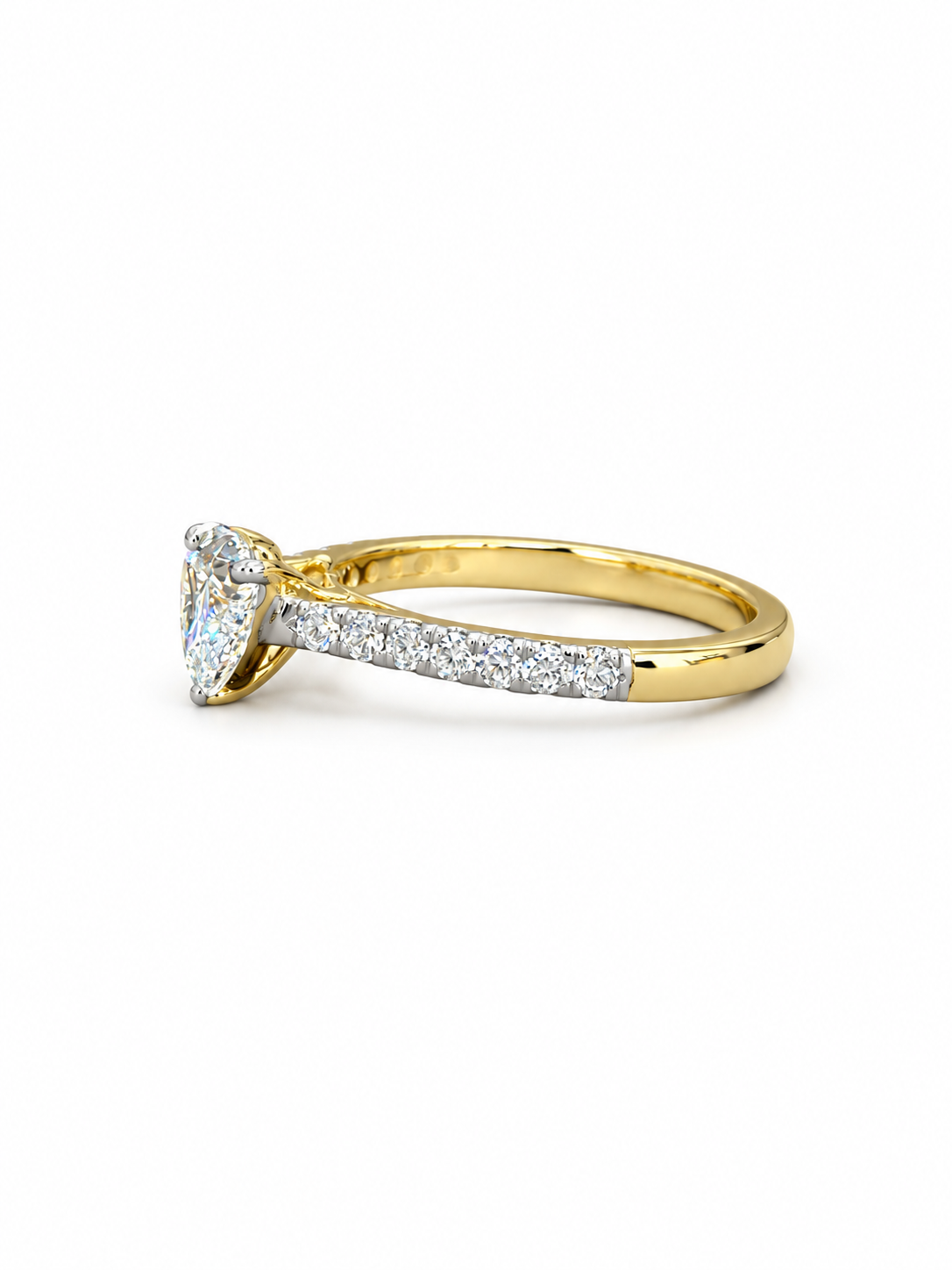 Radha Arc Lab Diamond Ring