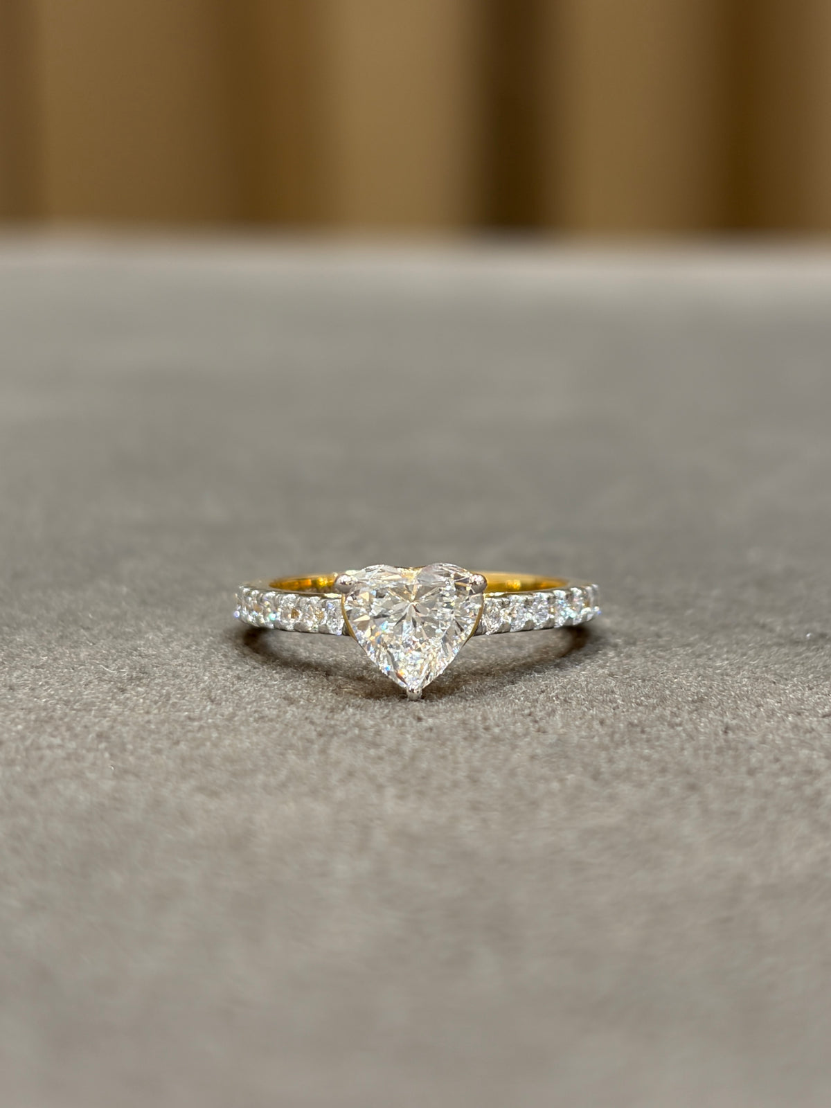 Radha Arc Lab Diamond Ring