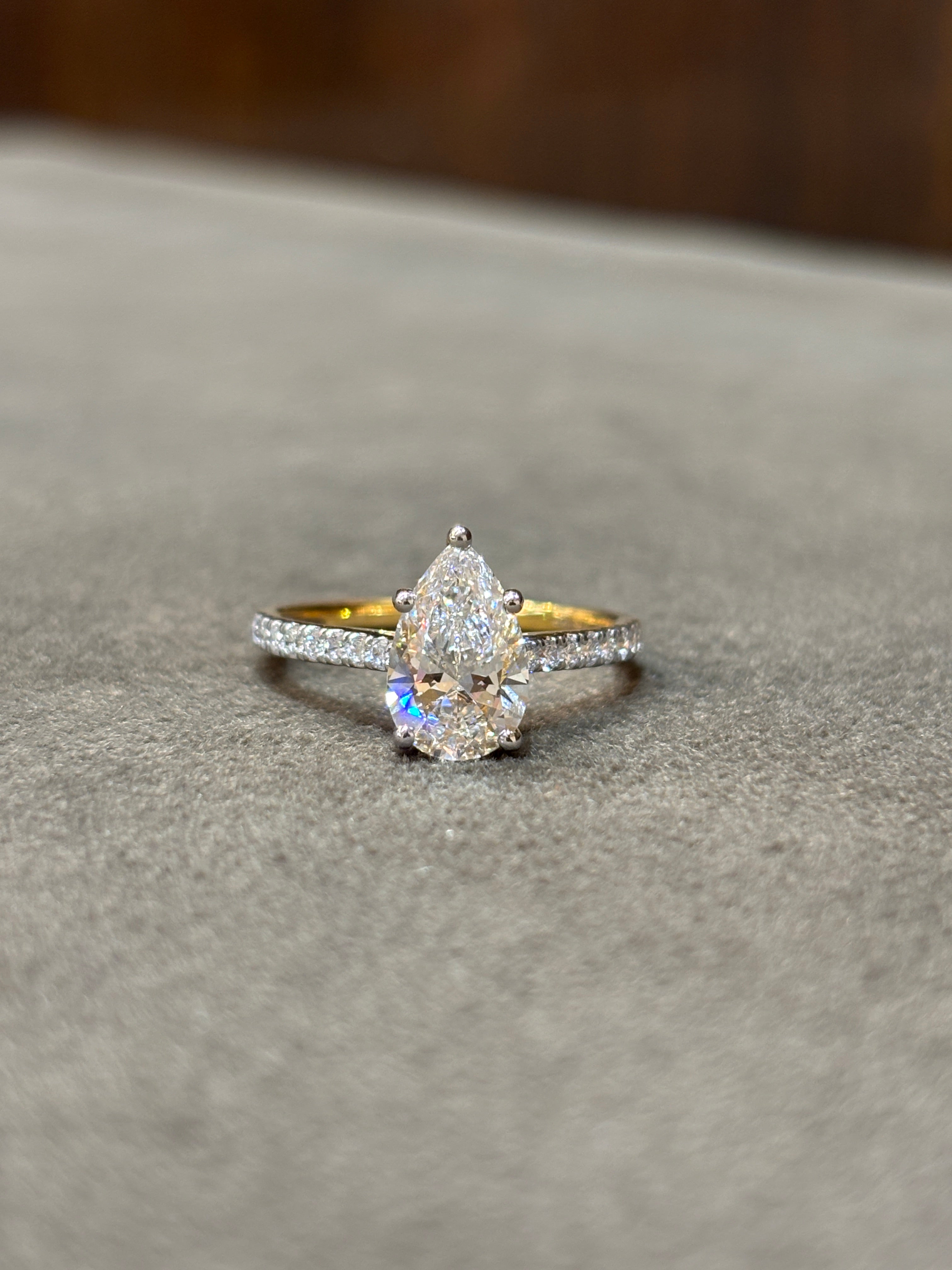 Elviera Lane Lab Diamond Ring