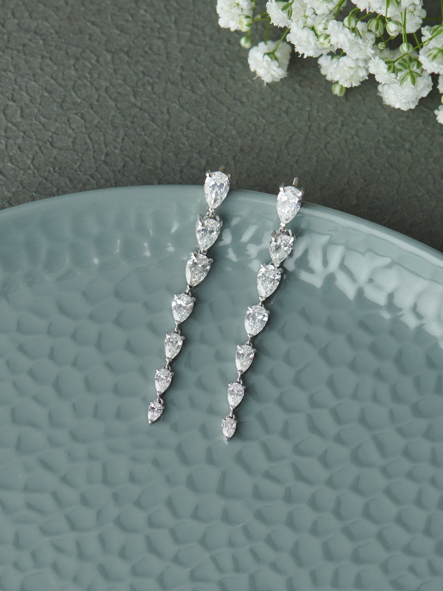NovaraZen Lab Diamond Earrings - Fiona Diamonds - Fiona Diamonds