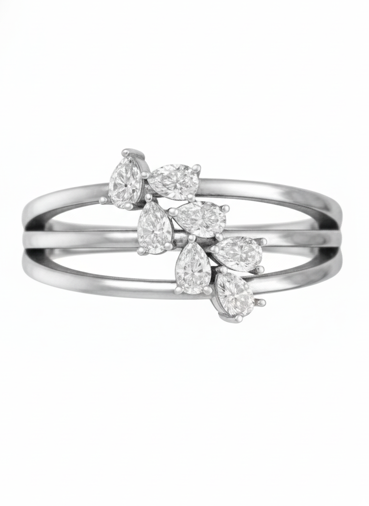 Hina Lab Diamond Ring - Graceful Simplicity - Fiona Diamonds - Fiona Diamonds