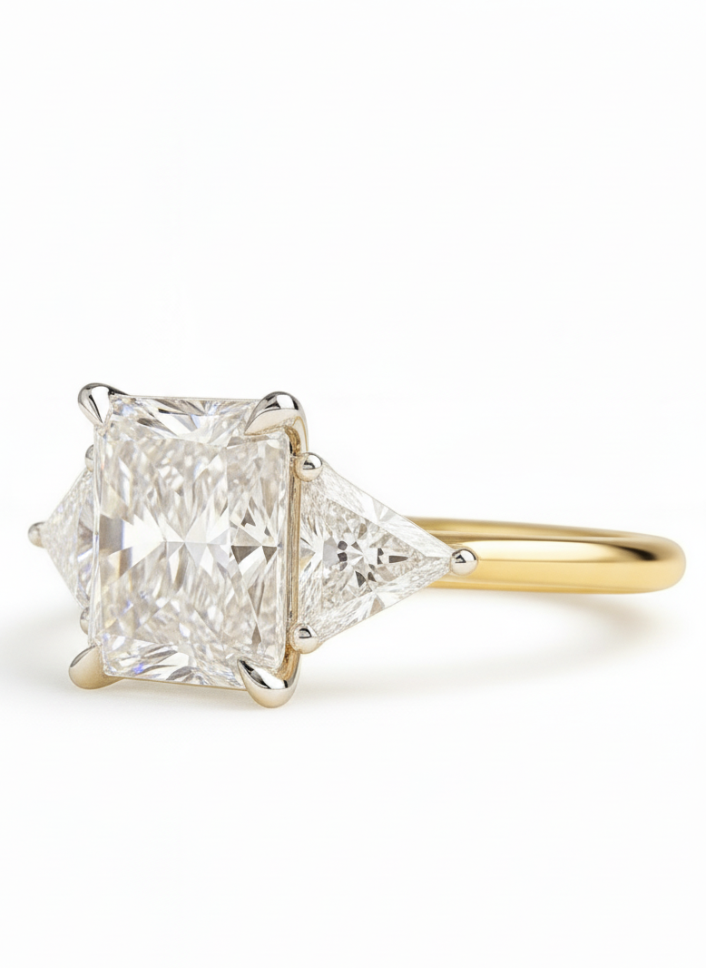 Lianhua Lab Diamond Ring – Floral Glow