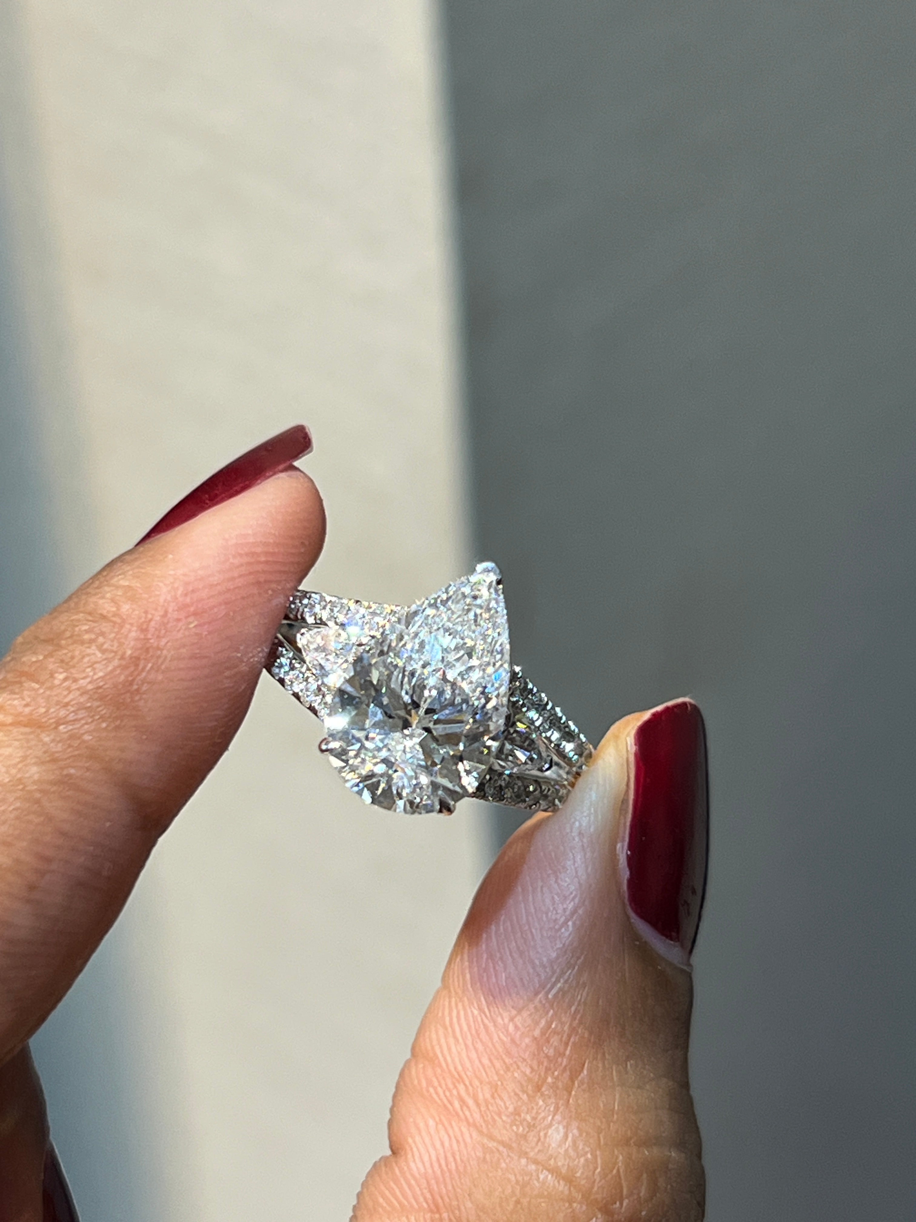 Dione 3ct Lab Grown Diamond Ring – Timeless & Sustainable - Fiona Diamonds - Fiona Diamonds