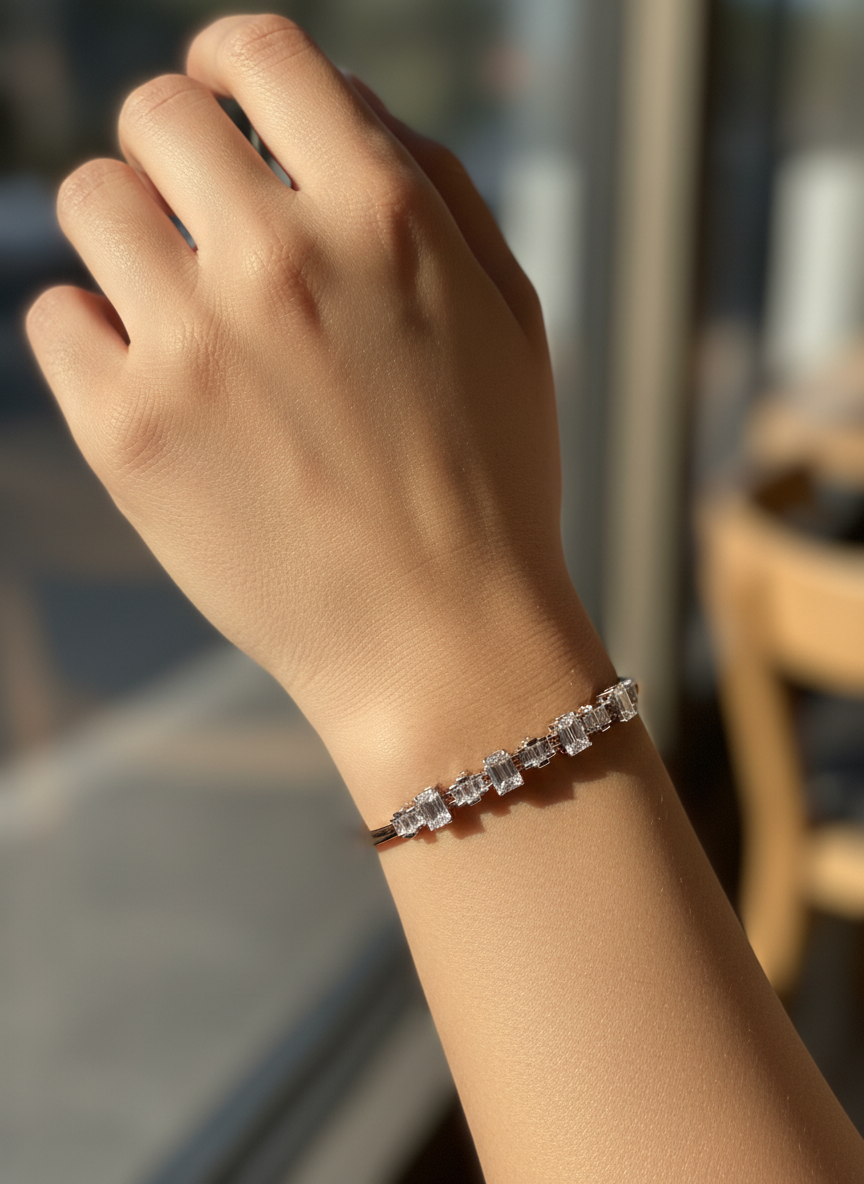 Golden Veil Lab Diamond Bracelet
