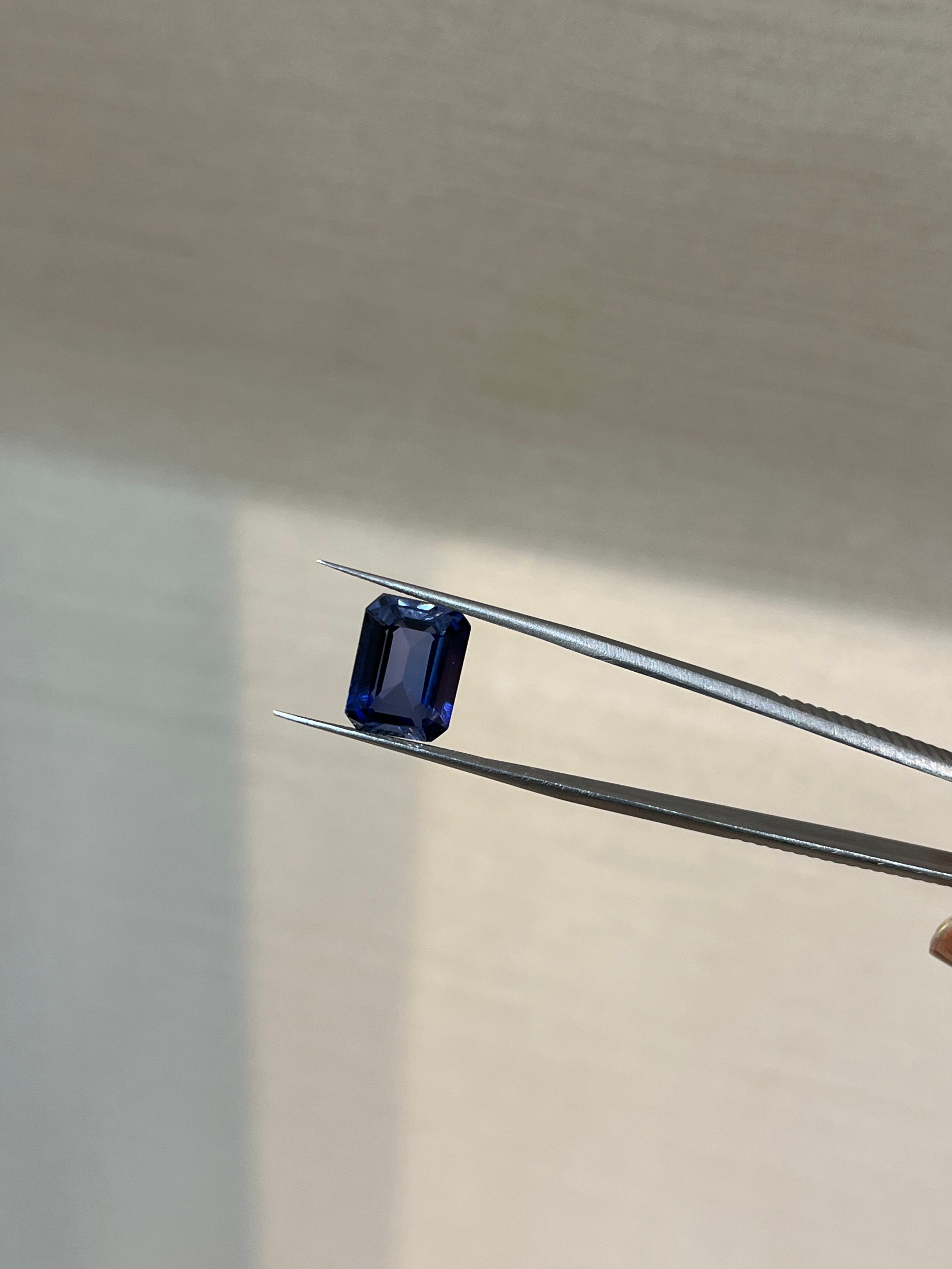 Lab Grown Light blue sapphire Emerald Shape 8.19ct | Exquisite Gemstones - Fiona Diamonds - Fiona Diamonds