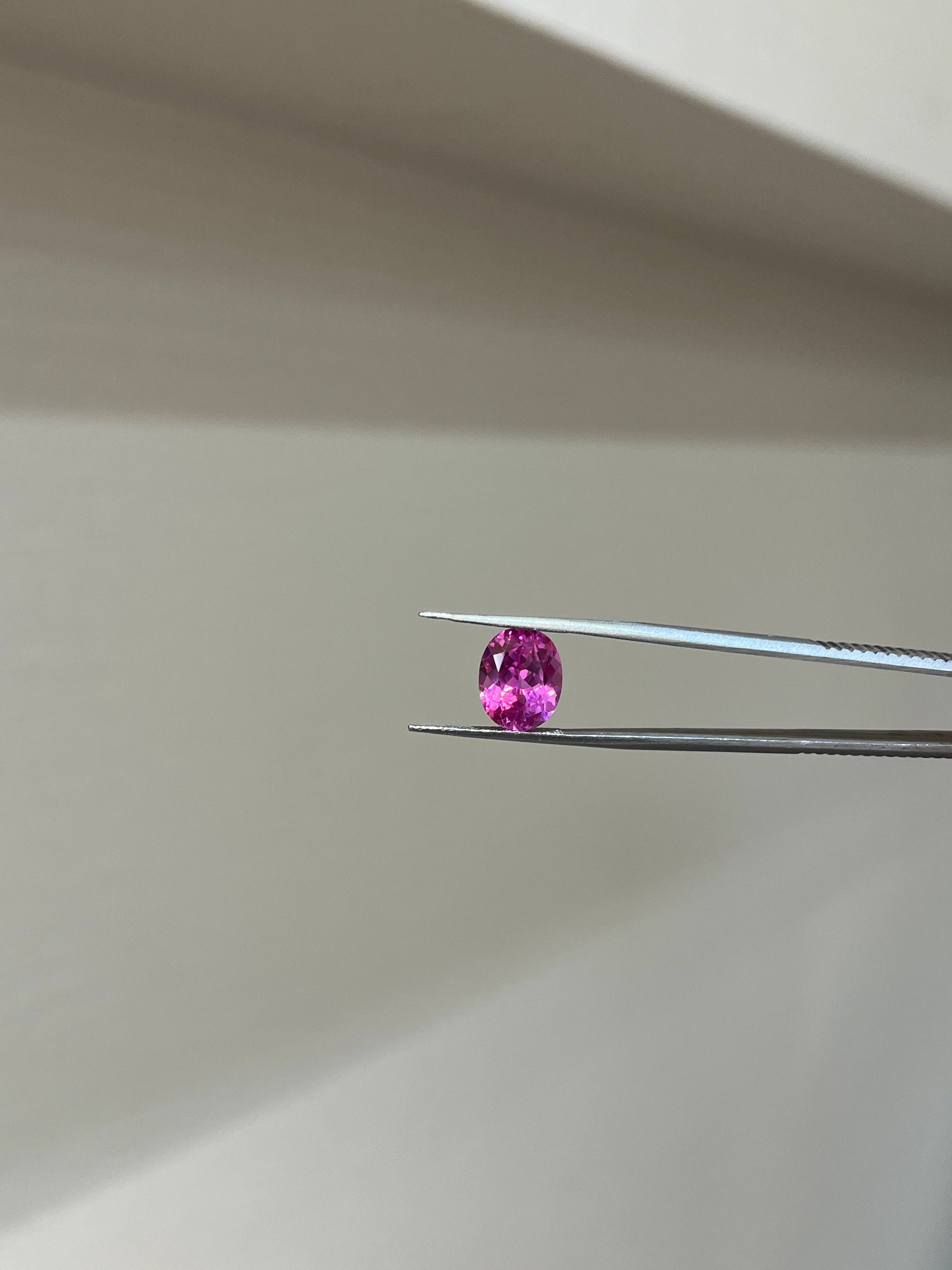 Lab Grown Pink sapphire Oval Shape 5.16ct | Exquisite Gemstones - Fiona Diamonds - Fiona Diamonds
