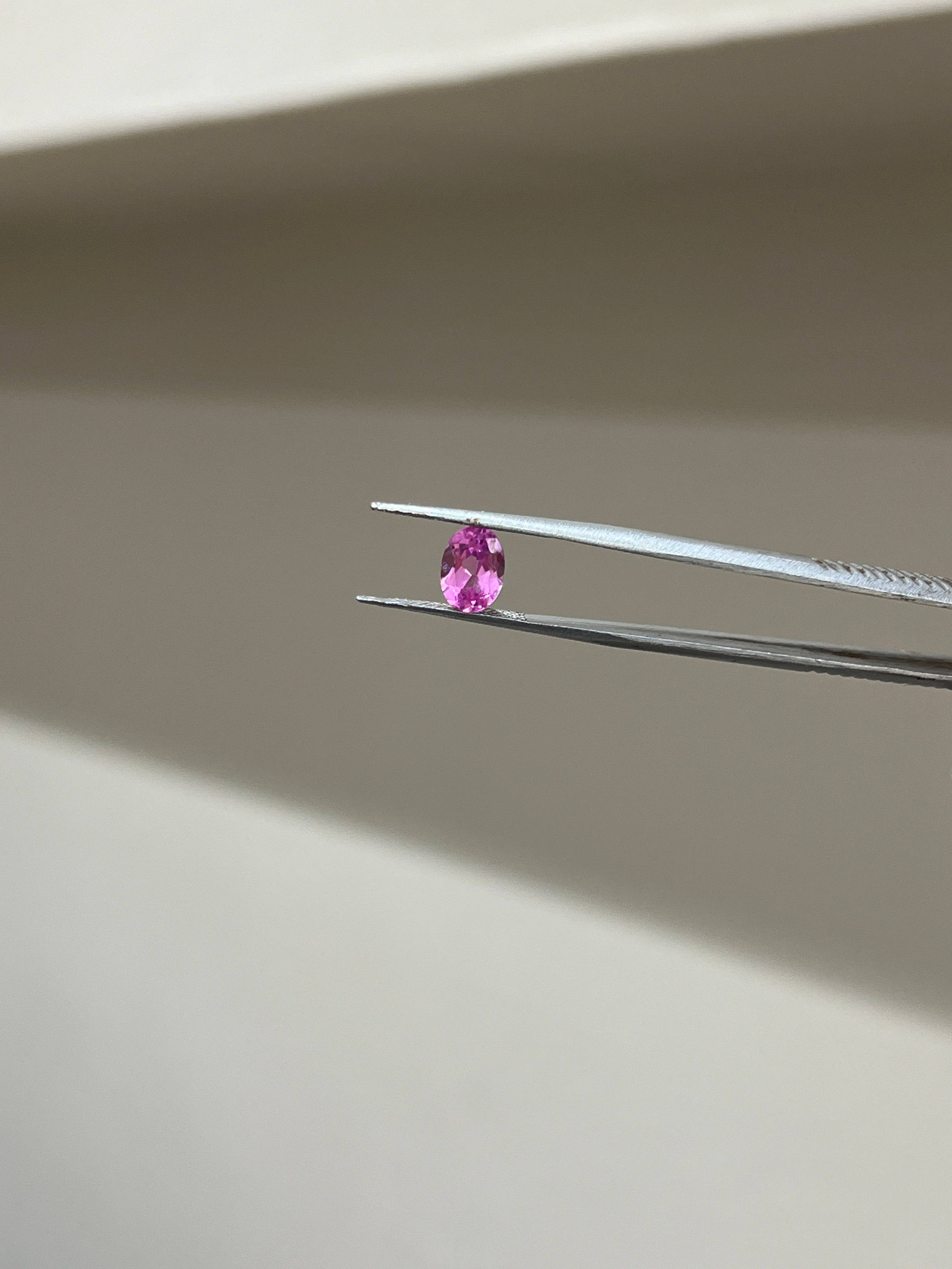Lab Grown Pink sapphire Oval Shape 1.64ct | Exquisite Gemstones - Fiona Diamonds - Fiona Diamonds