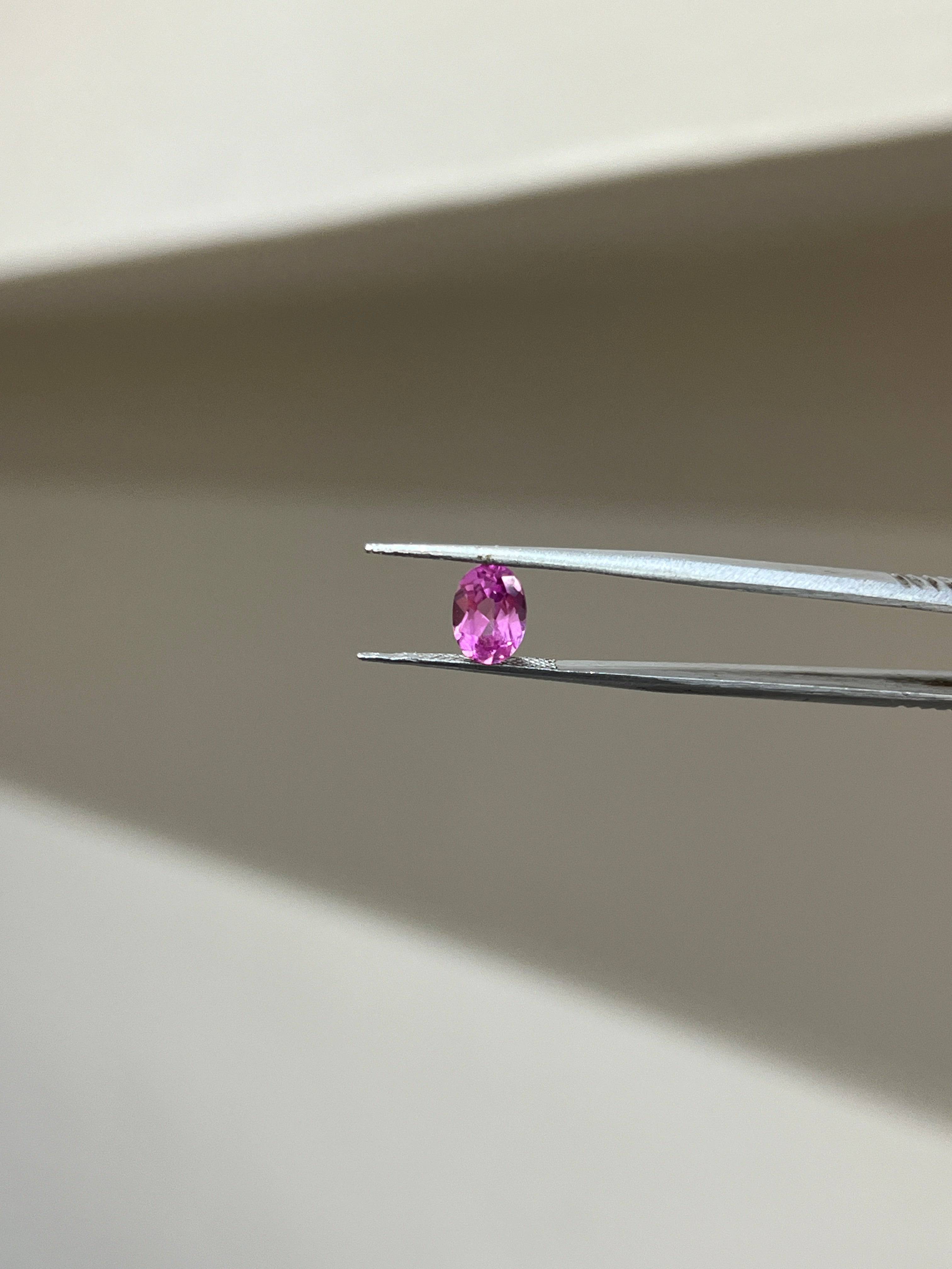 Lab Grown Pink sapphire Oval Shape 1.64ct | Exquisite Gemstones - Fiona Diamonds - Fiona Diamonds