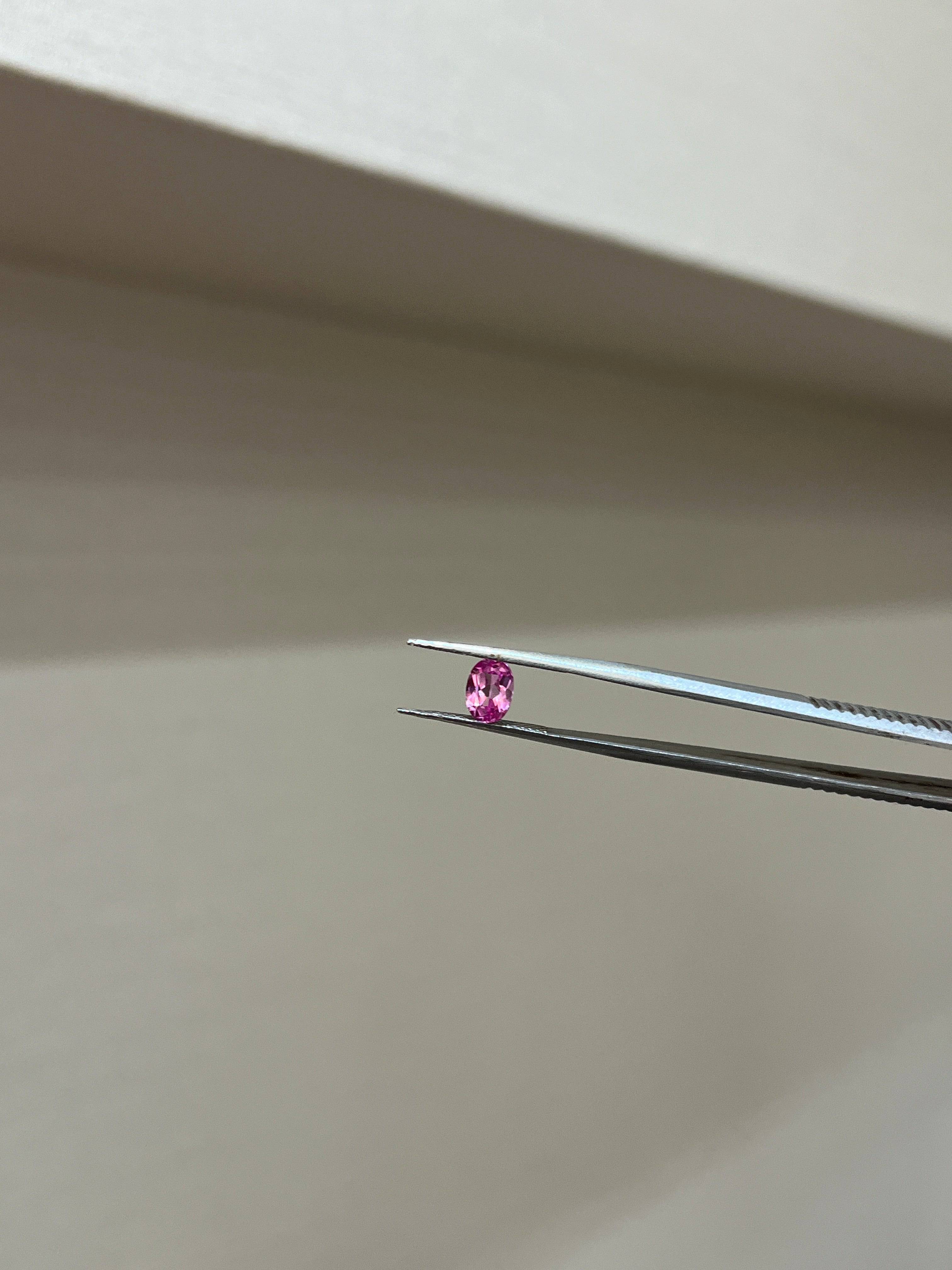 Lab Grown Pink sapphire Oval Shape 1ct | Exquisite Gemstones - Fiona Diamonds - Fiona Diamonds