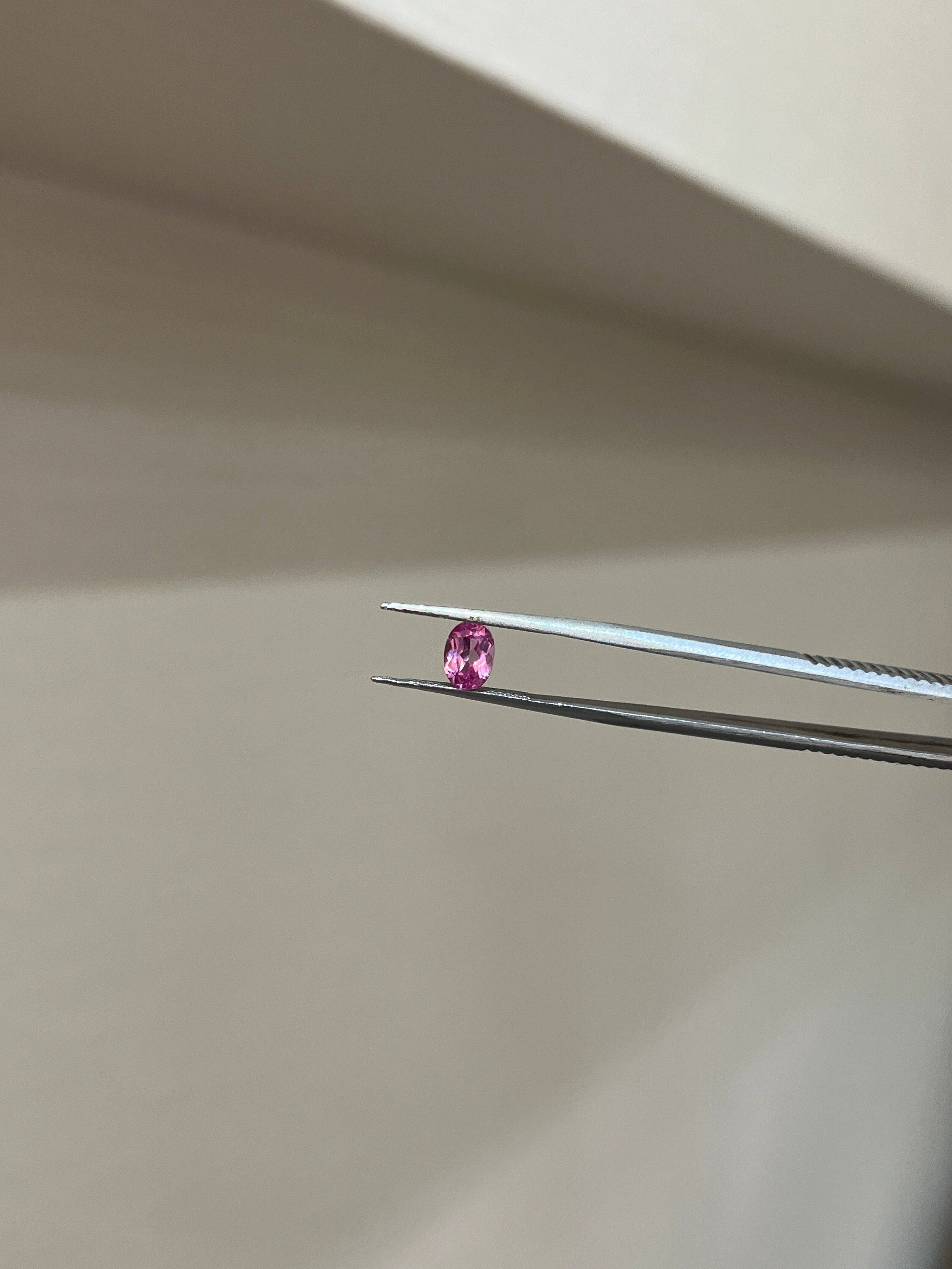 Lab Grown Pink sapphire Oval Shape 1ct | Exquisite Gemstones - Fiona Diamonds - Fiona Diamonds