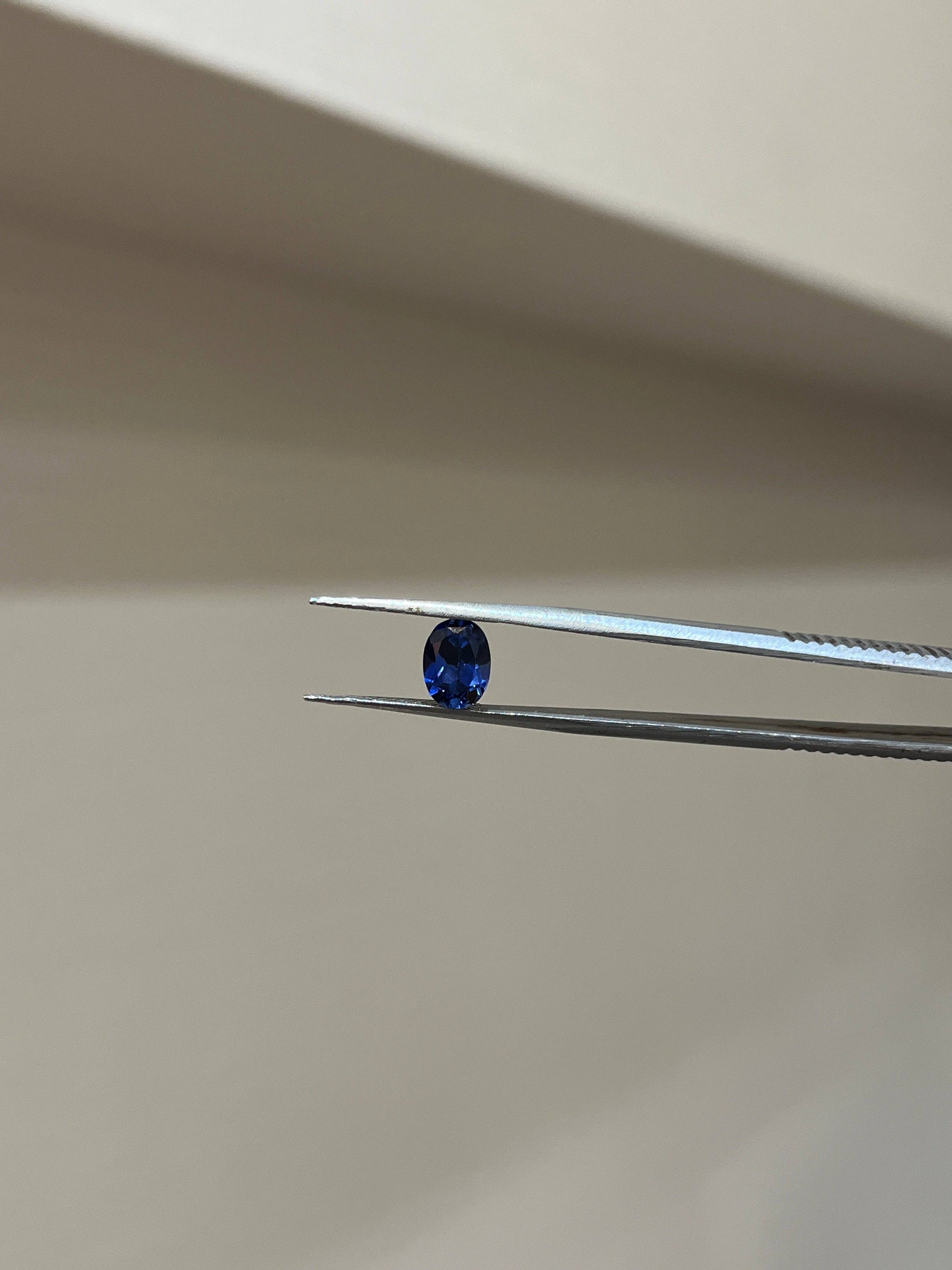 Lab Grown deep blue sapphire oval Shape 1.7ct | Exquisite Gemstones - Fiona Diamonds - Fiona Diamonds