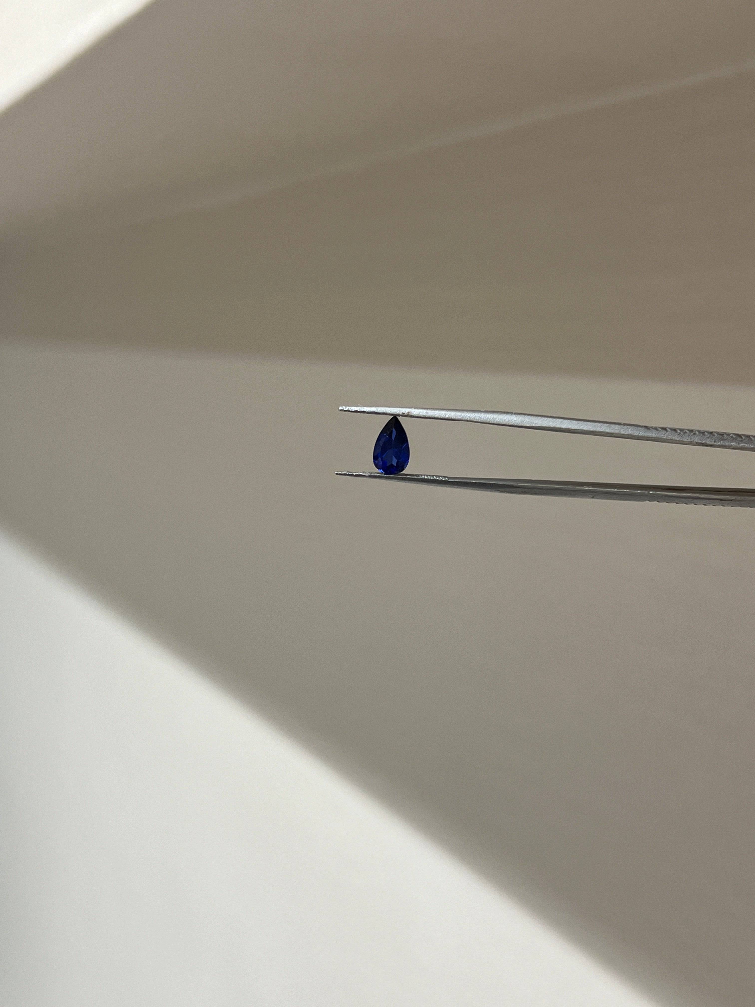 Lab Grown deep blue sapphire pear Shape 1.05ct | Exquisite Gemstones - Fiona Diamonds - Fiona Diamonds