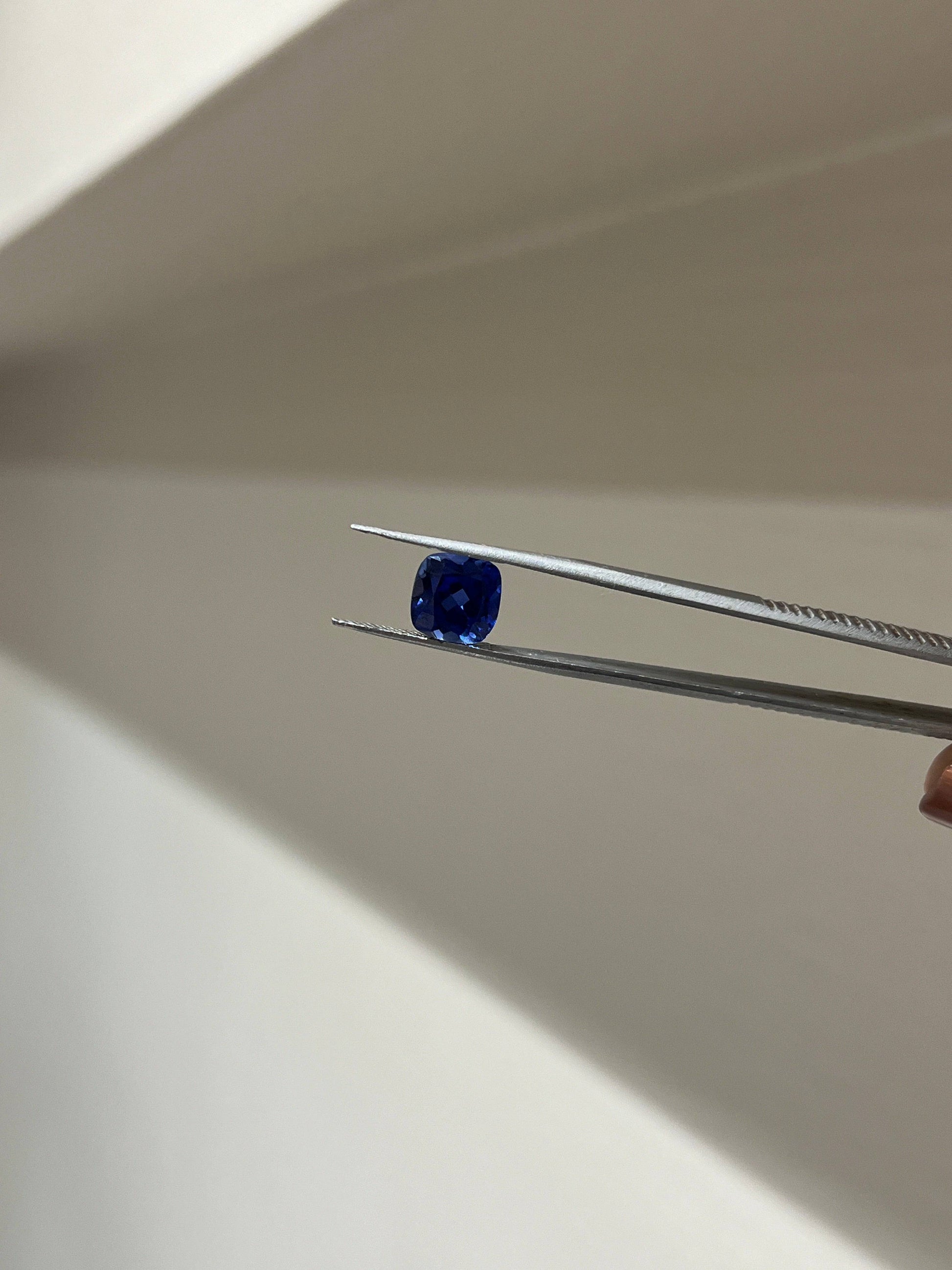 Lab Grown deep blue sapphire cushion Shape 4.53ct | Exquisite Gemstones - Fiona Diamonds - Fiona Diamonds