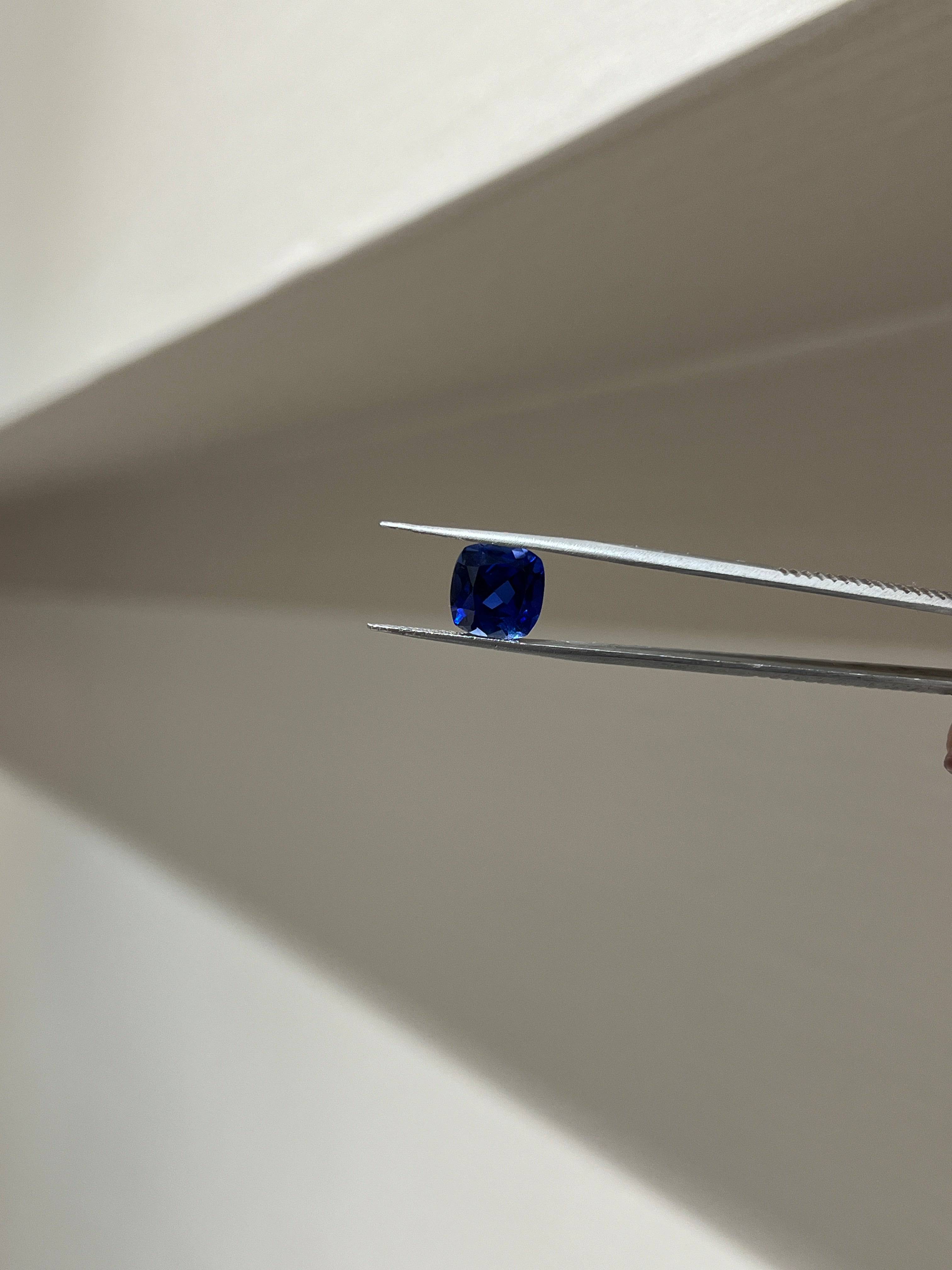 Lab Grown deep blue sapphire cushion Shape 6.16ct | Exquisite Gemstones - Fiona Diamonds - Fiona Diamonds