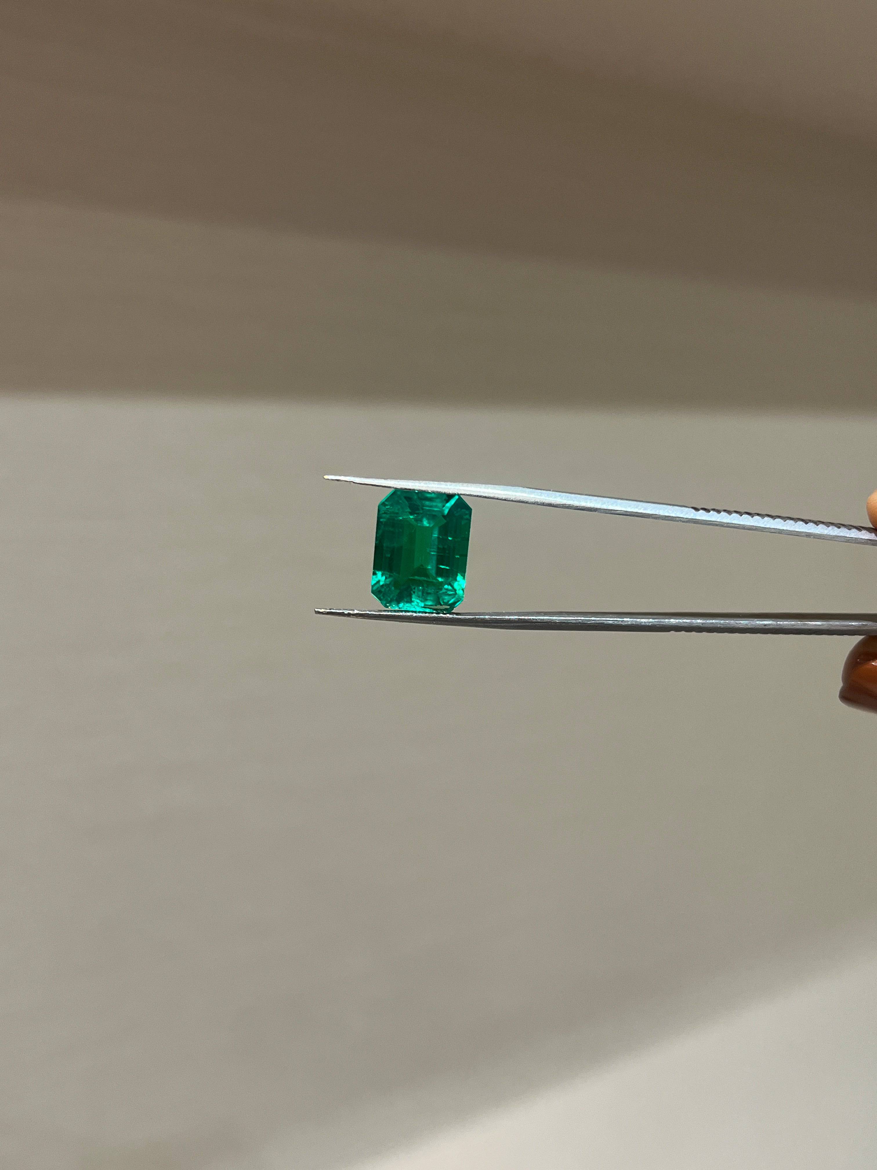 Lab Grown Colombian Emerald Emerald Shape 7.08ct | Exquisite Gemstones - Fiona Diamonds - Fiona Diamonds