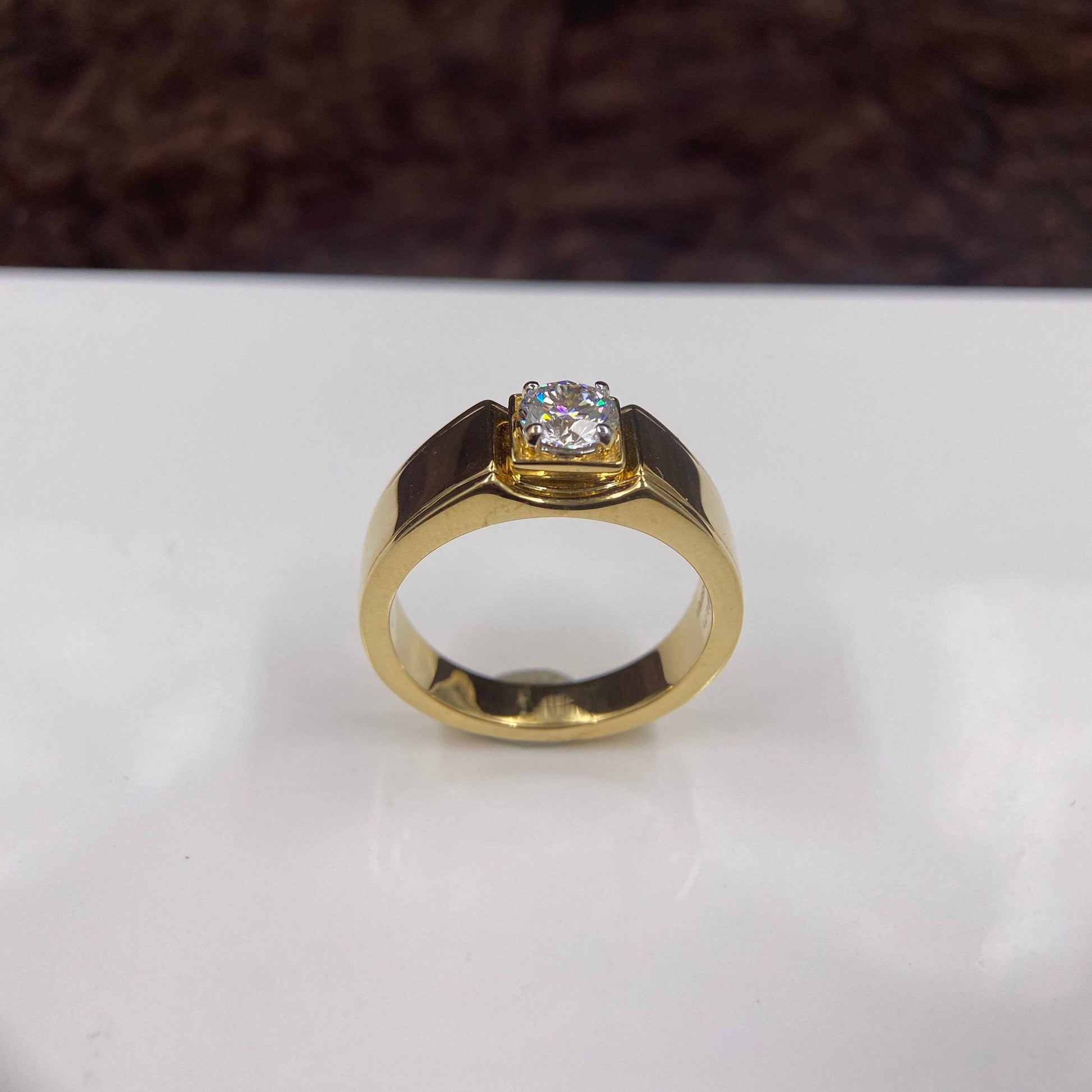 Echo Lab Diamond Ring - Fiona Diamonds - Fiona Diamonds