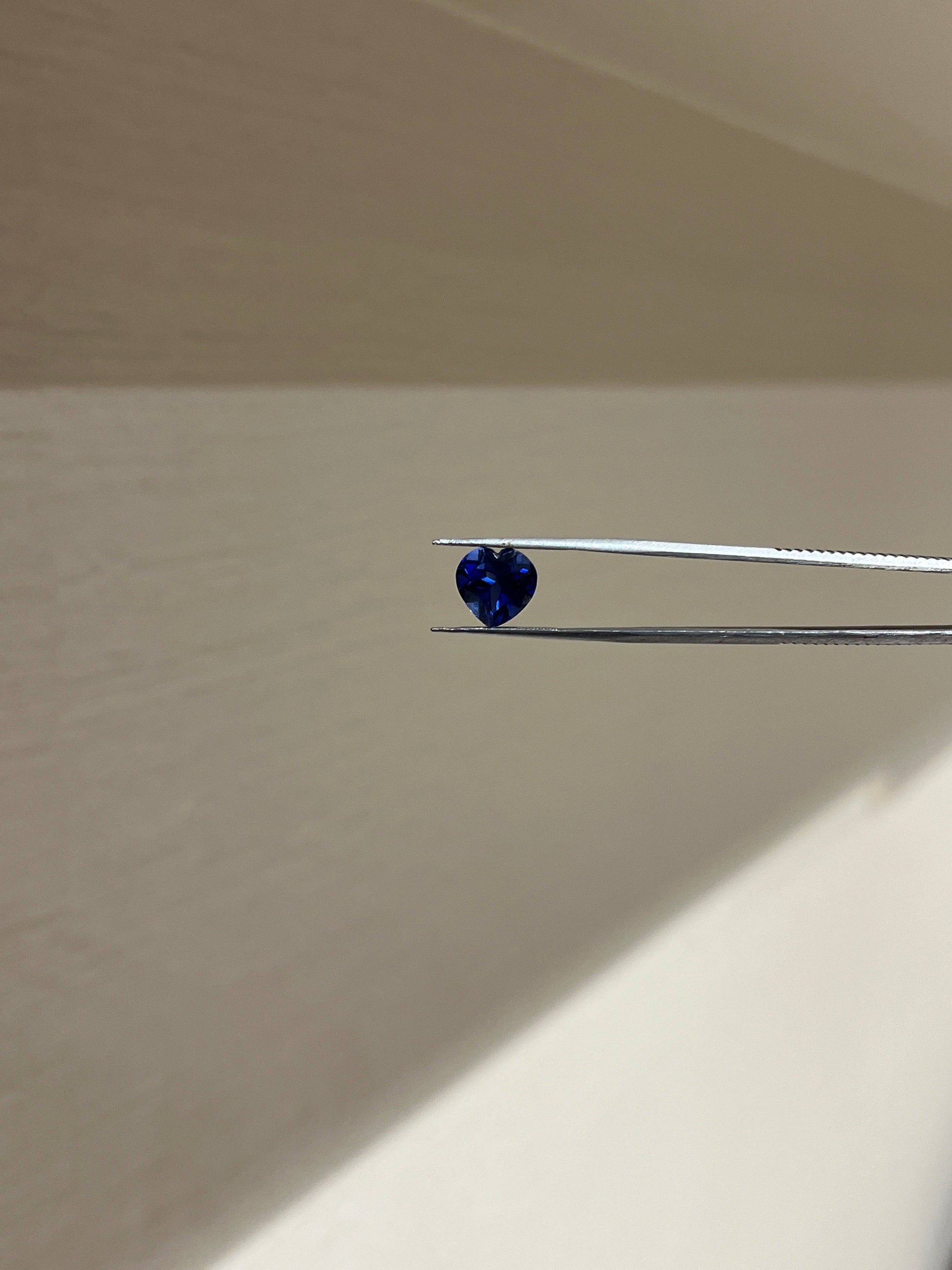 Lab Grown deep blue sapphire heart Shape 4.93ct | Exquisite Gemstones - Fiona Diamonds - Fiona Diamonds