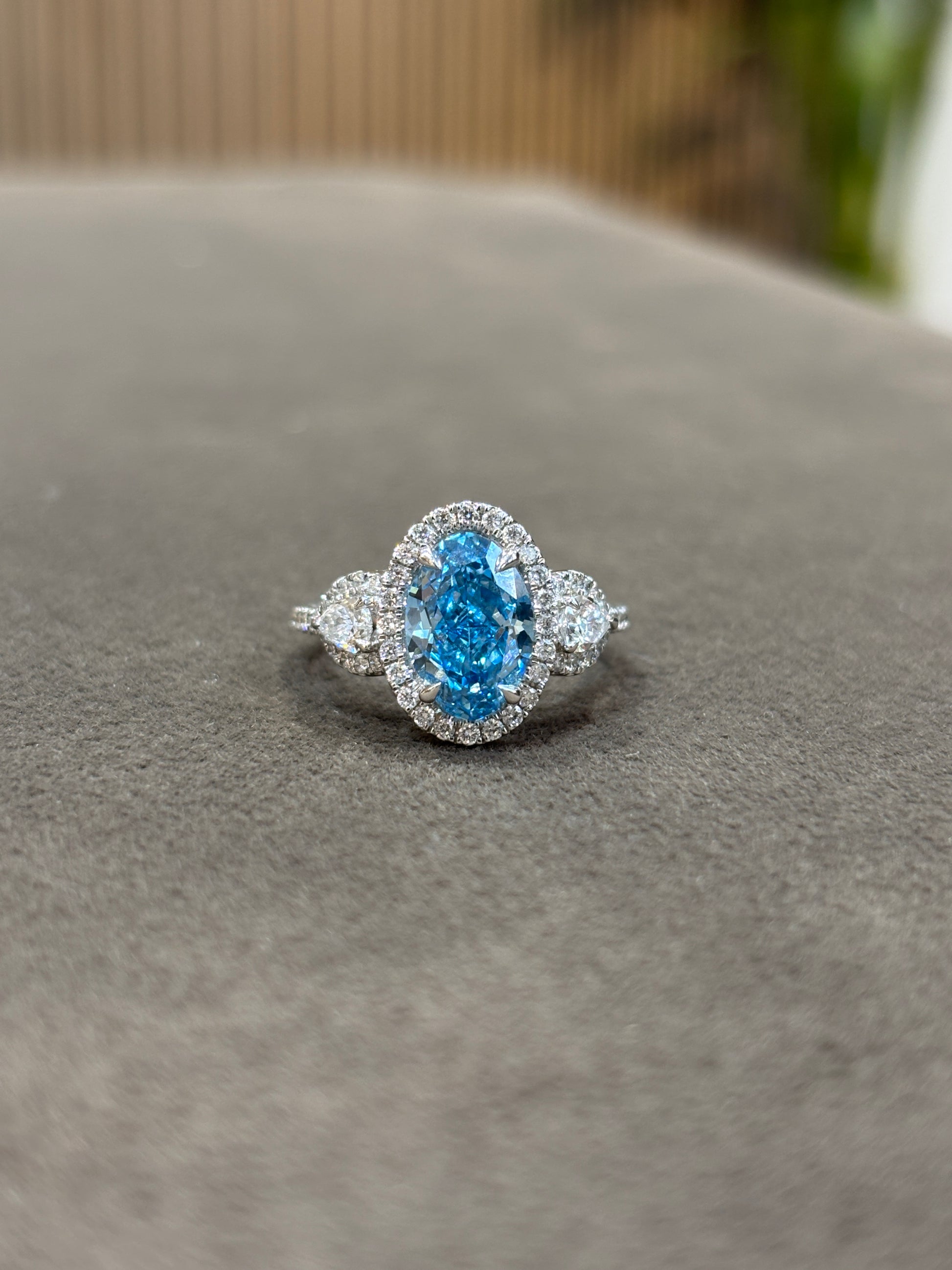 Zephyra Lab Grown Diamond Ring – Radiant & Unique - Fiona Diamonds - Fiona Diamonds