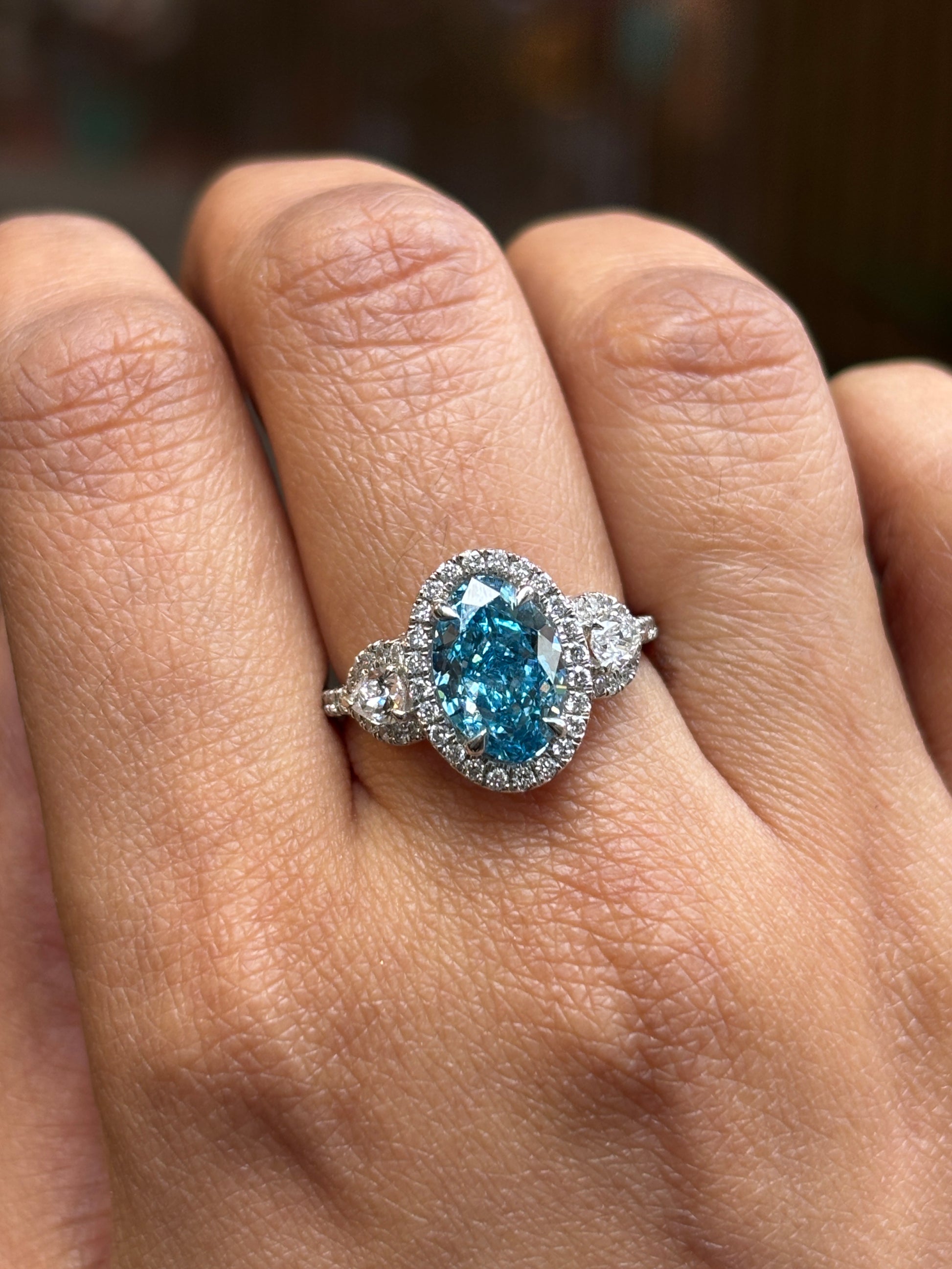 Zephyra Lab Grown Diamond Ring – Radiant & Unique - Fiona Diamonds - Fiona Diamonds