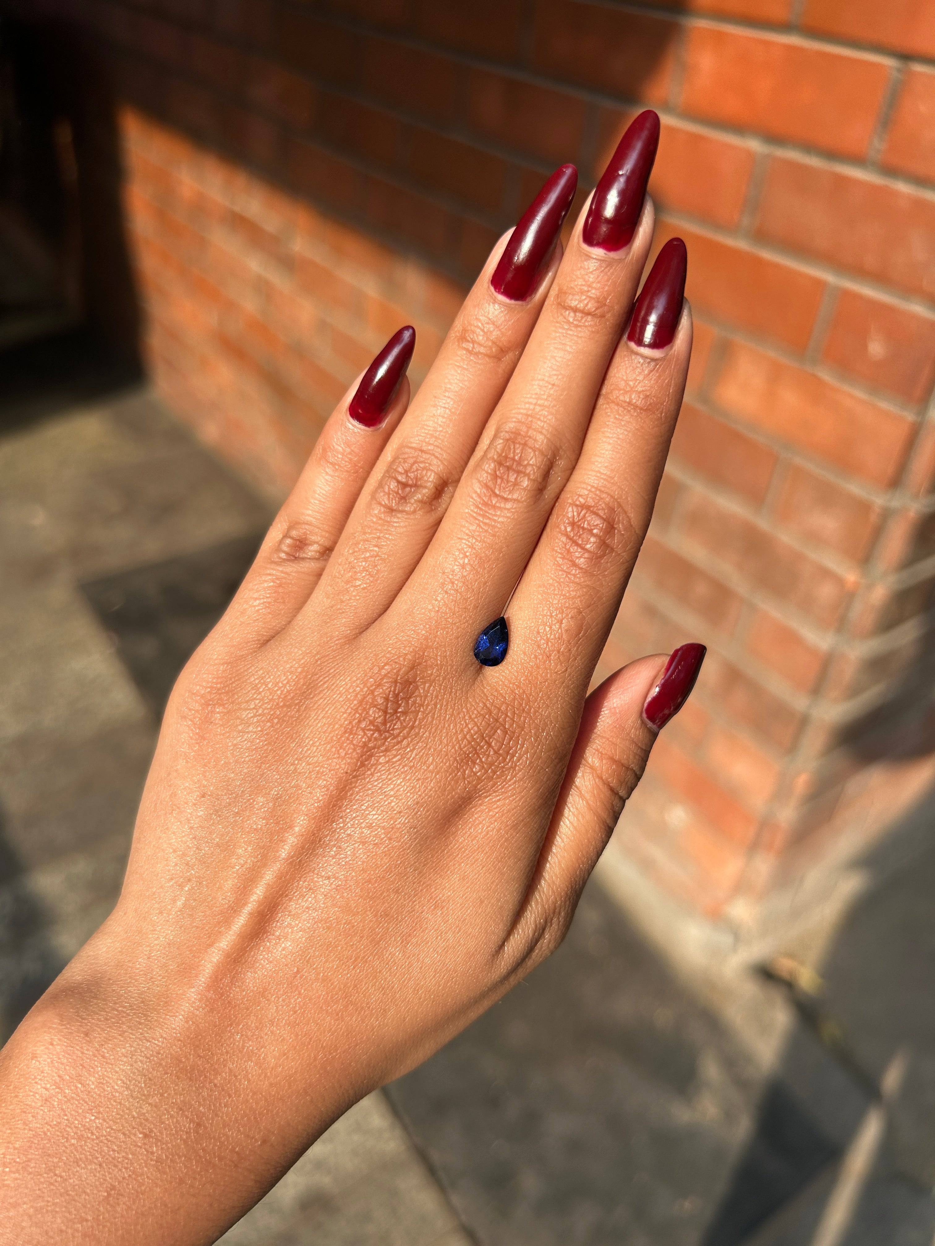 Lab Grown deep blue sapphire pear Shape 1.05ct | Exquisite Gemstones - Fiona Diamonds - Fiona Diamonds