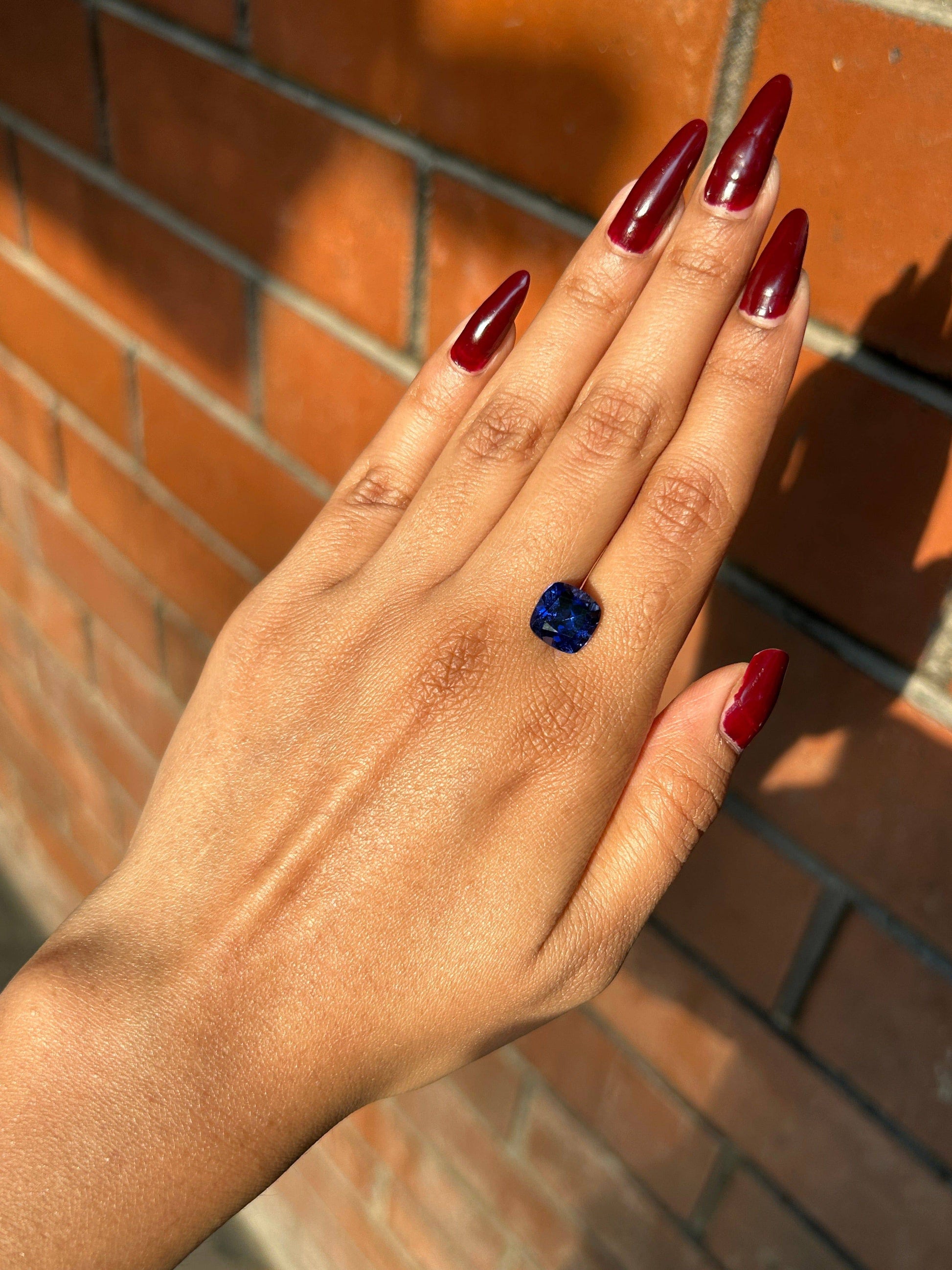 Lab Grown deep blue sapphire cushion Shape 4.53ct | Exquisite Gemstones - Fiona Diamonds - Fiona Diamonds