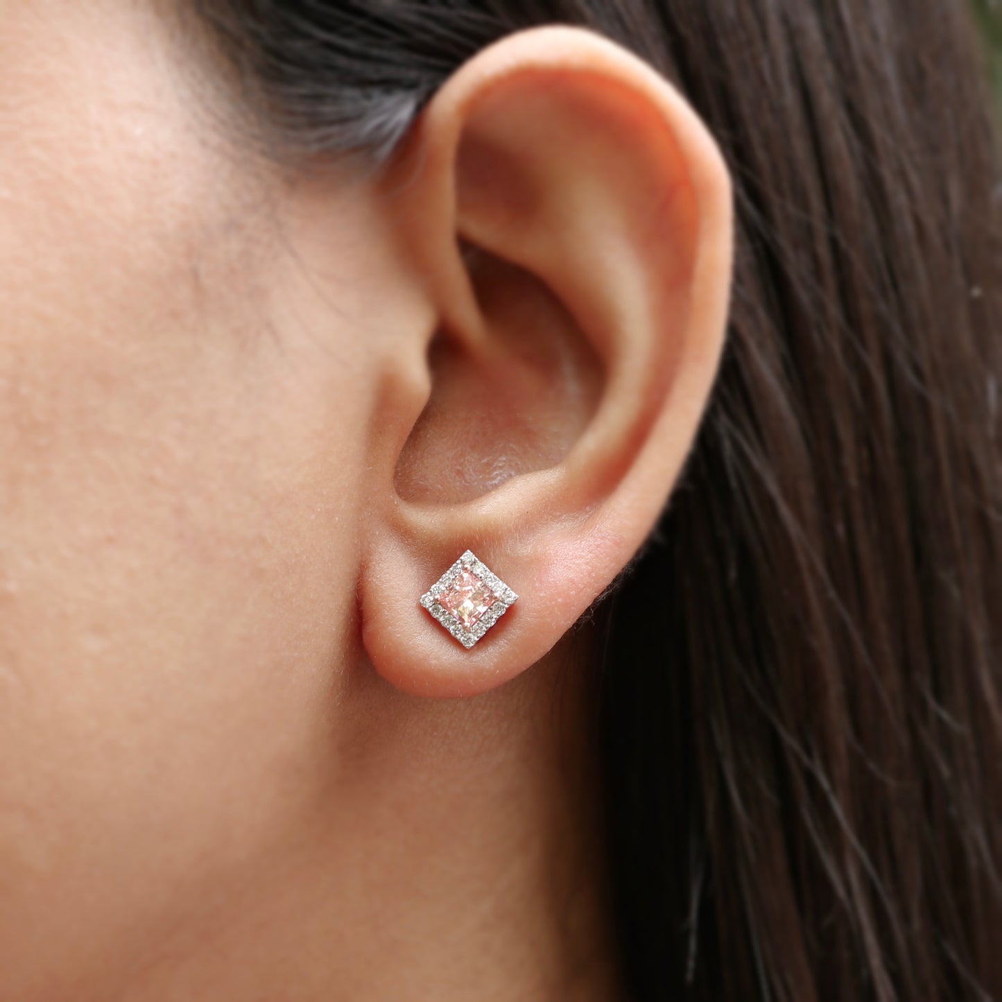 Elyx Lab Diamond Earring