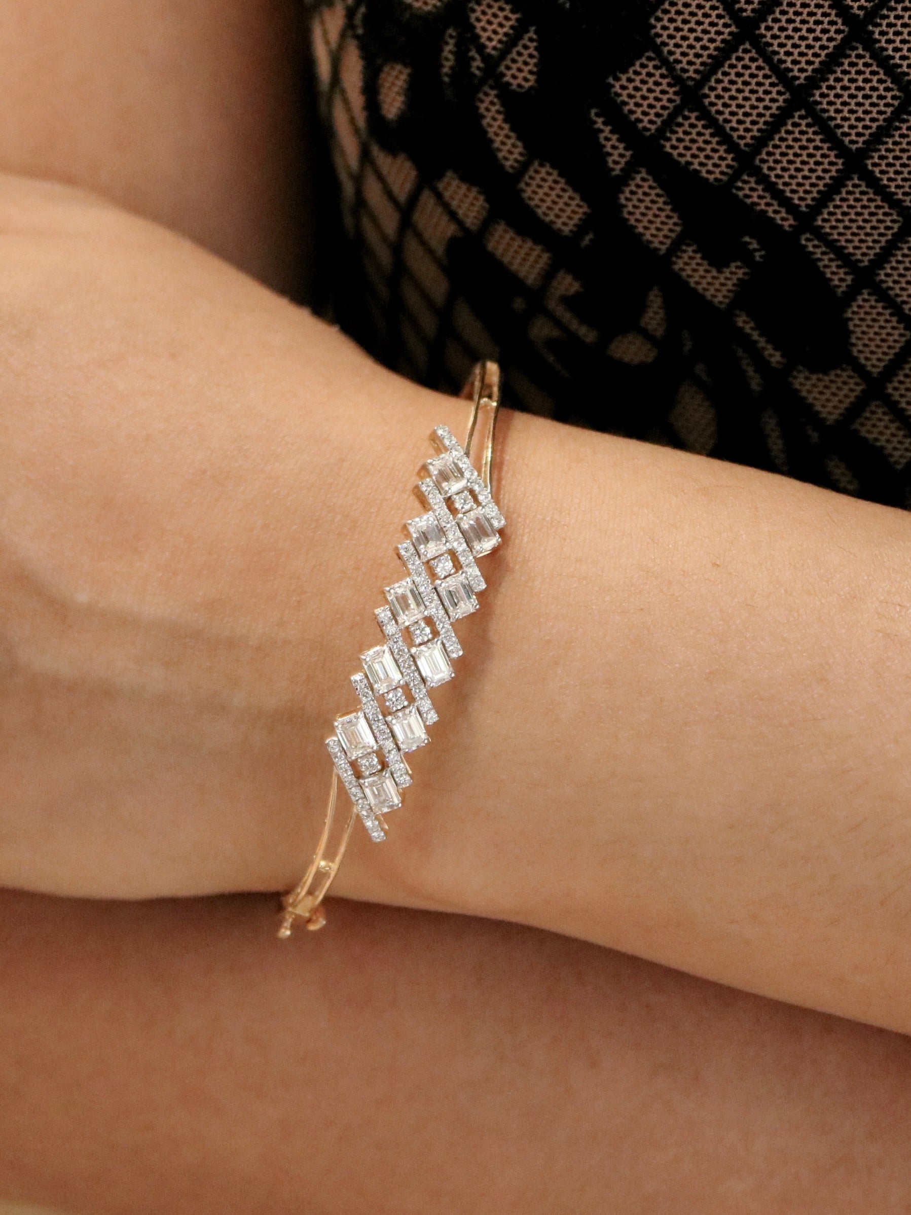Radiquanta Lab Diamond Bracelet - Stylish & Radiant - Fiona Diamonds - Fiona Diamonds