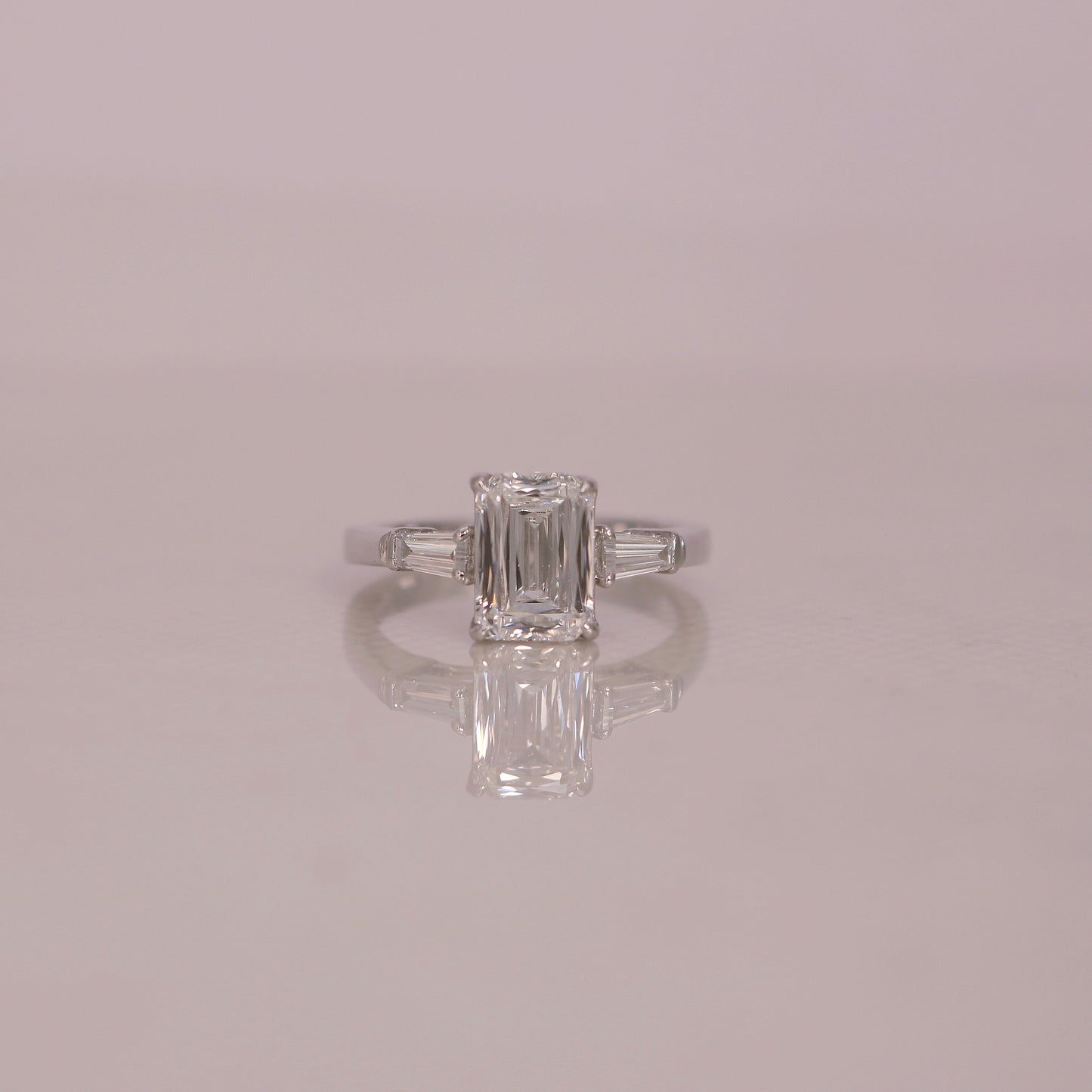 Load image into Gallery viewer, Vortexara Lab Grown Diamond Ring - Fiona Diamonds - Fiona Diamonds

