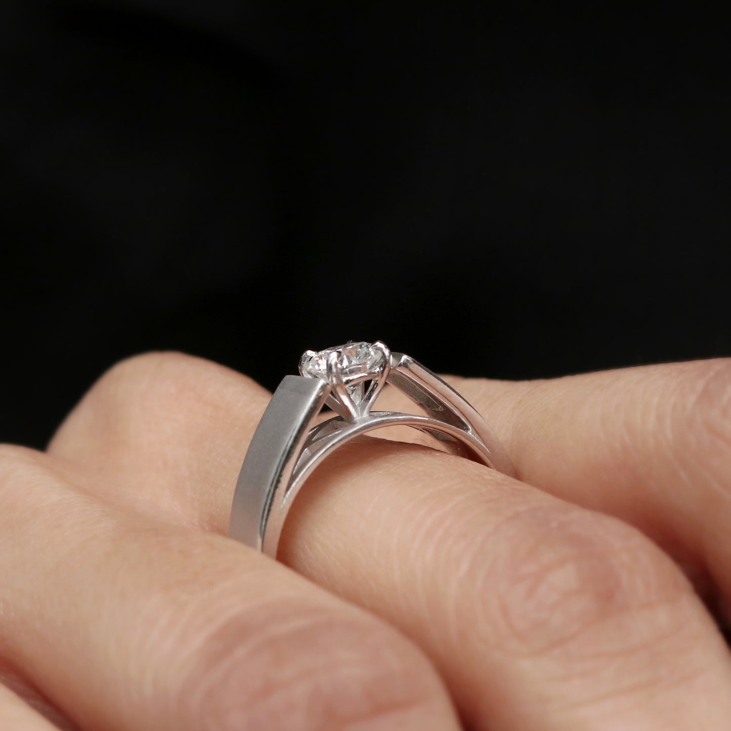 EcliptaGlow Lab Grown Diamond Ring - Fiona Diamonds - Fiona Diamonds