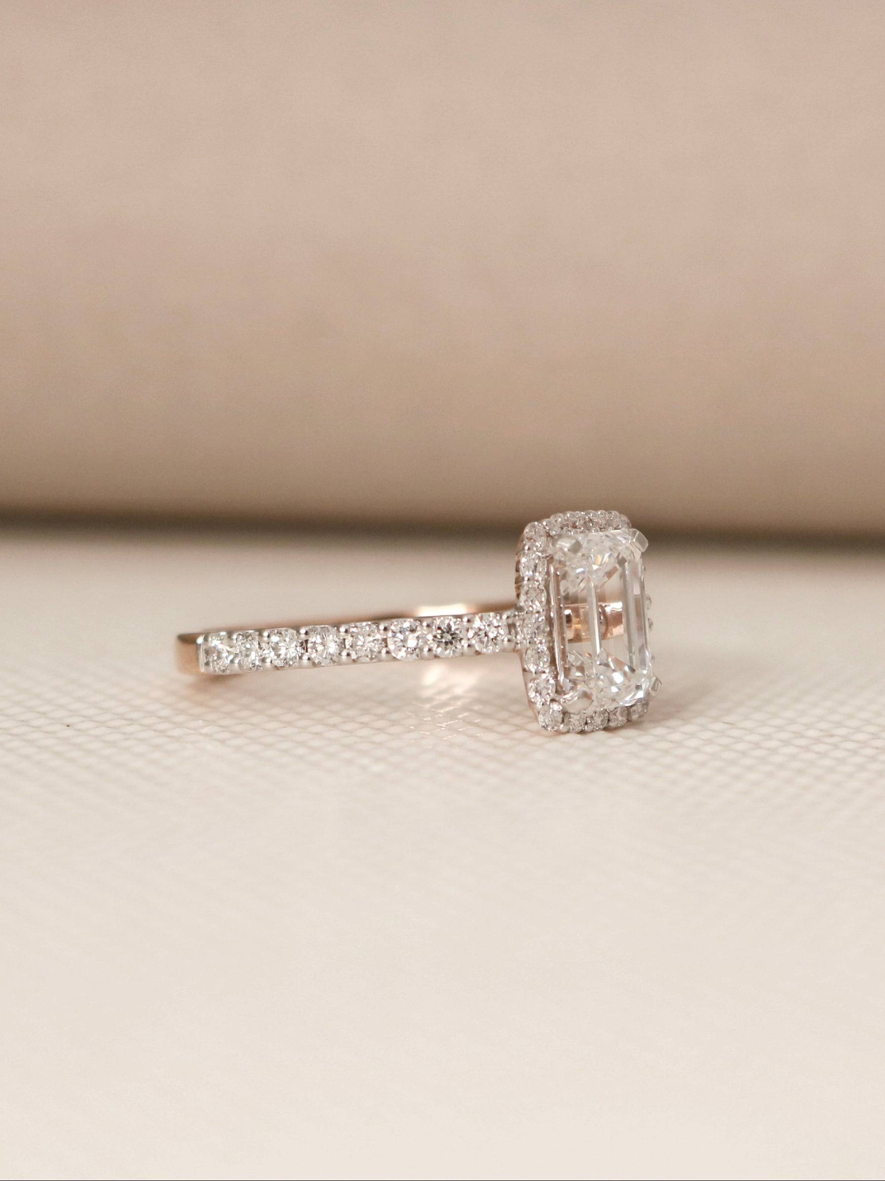 Fleur Lab Grown Diamond Ring - Elegant & Chic - Fiona Diamonds - Fiona Diamonds