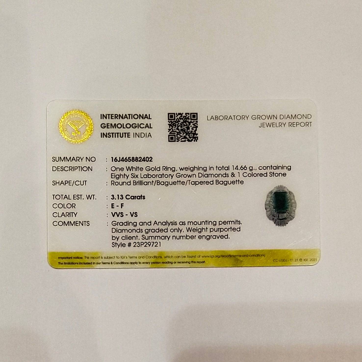 Qadira Lab Diamond Ring - Elegant & Radiant - Fiona Diamonds - Fiona Diamonds