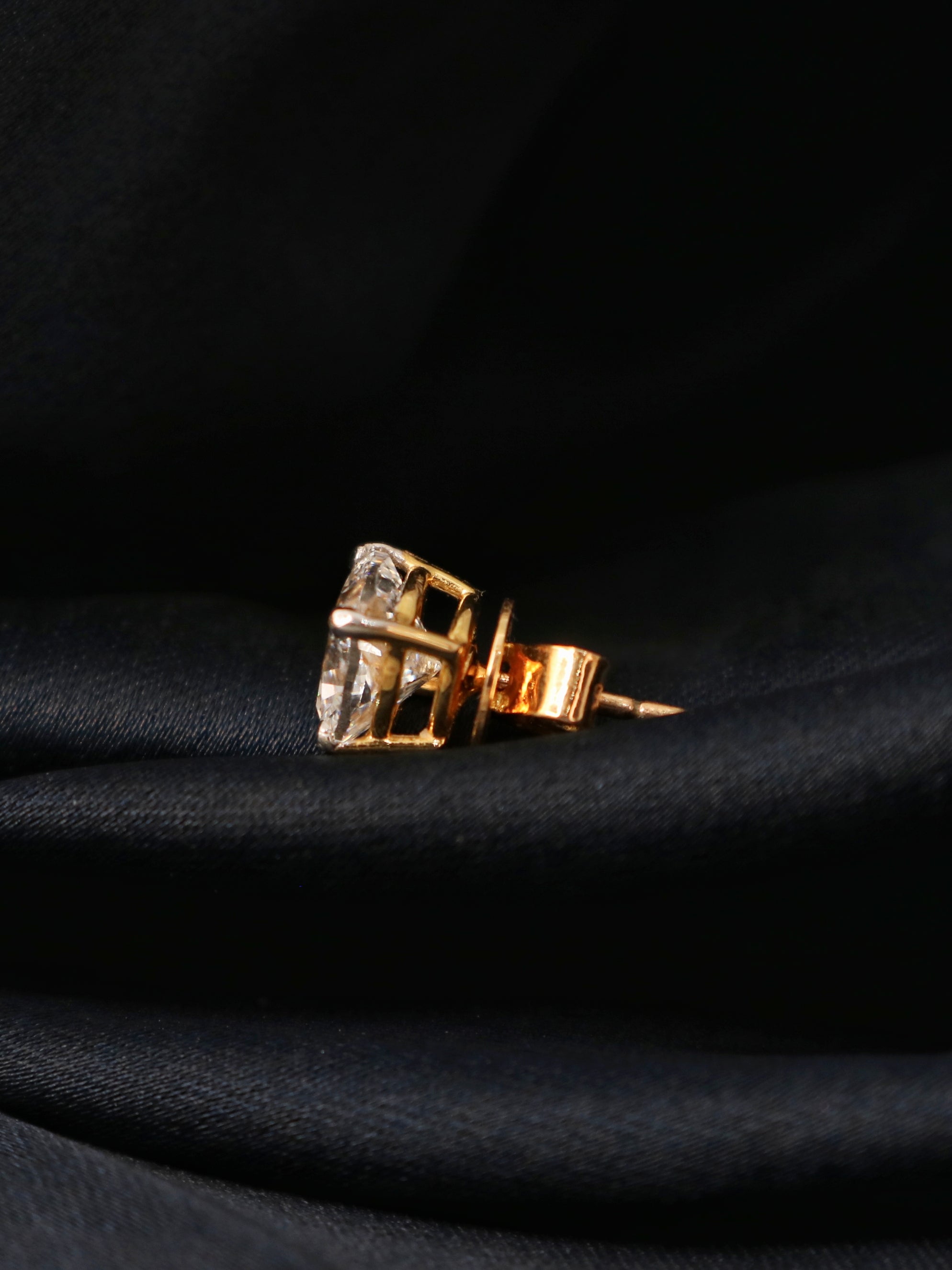 Atlas 1ct Lab Grown Diamond Men's Stud ??Bold & Sustainable Beauty - Fiona Diamonds - Fiona Diamonds