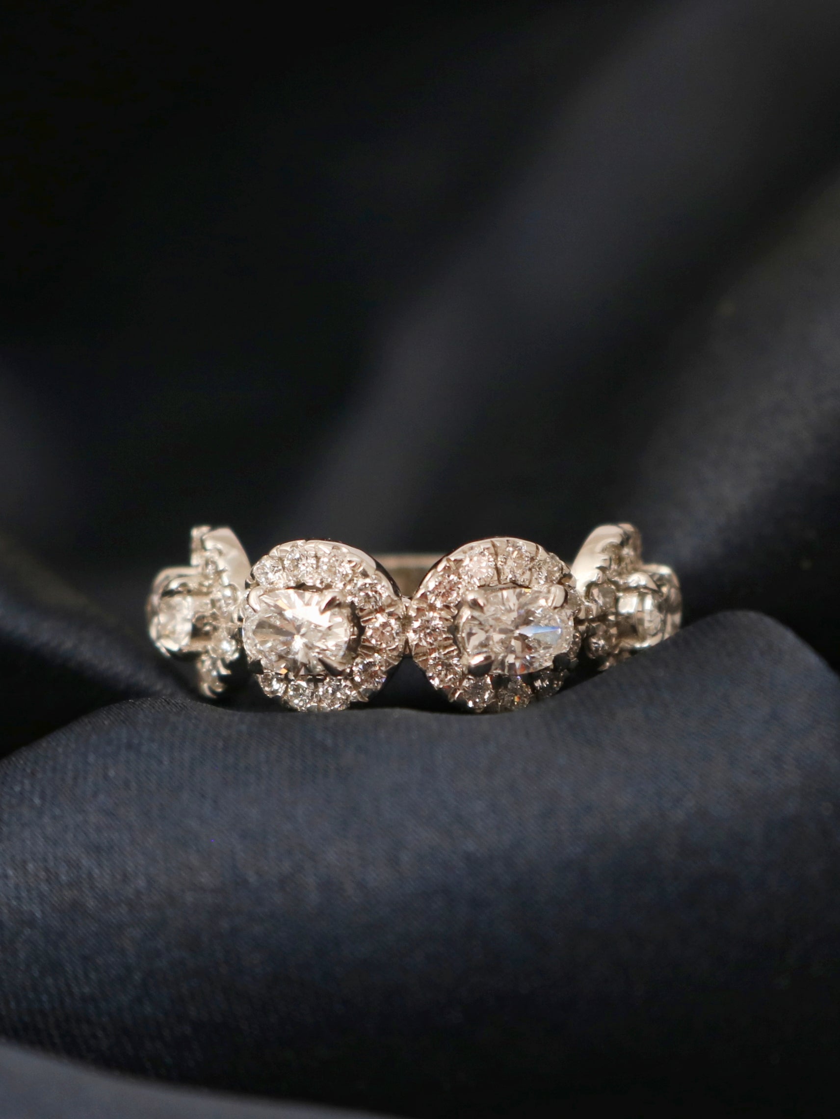 Solestia Lab Diamond Ring – Timeless Elegance - Fiona Diamonds - Fiona Diamonds