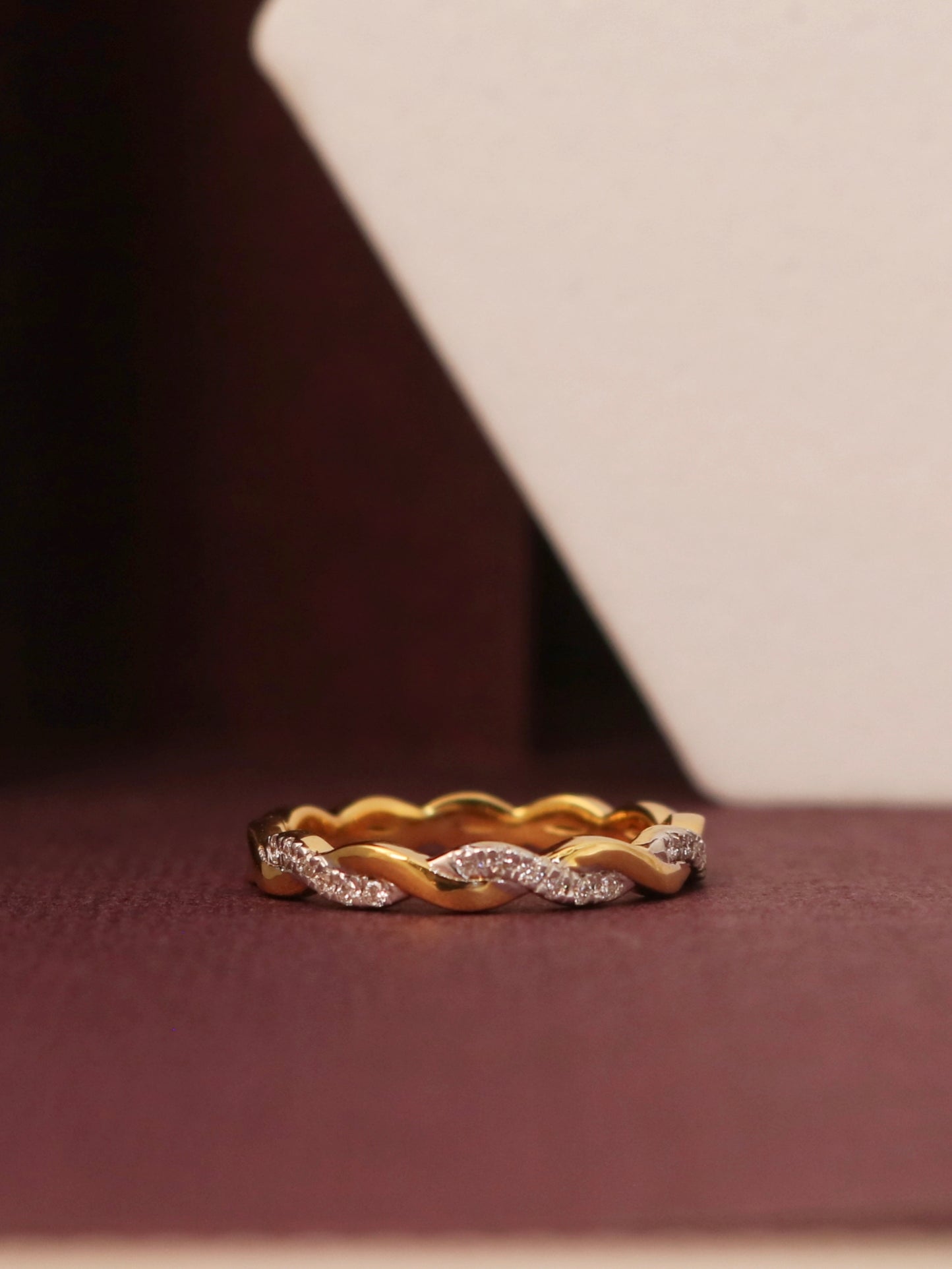 Cressida Lab Grown Diamond Ring ??Graceful & Sustainable - Fiona Diamonds - Fiona Diamonds