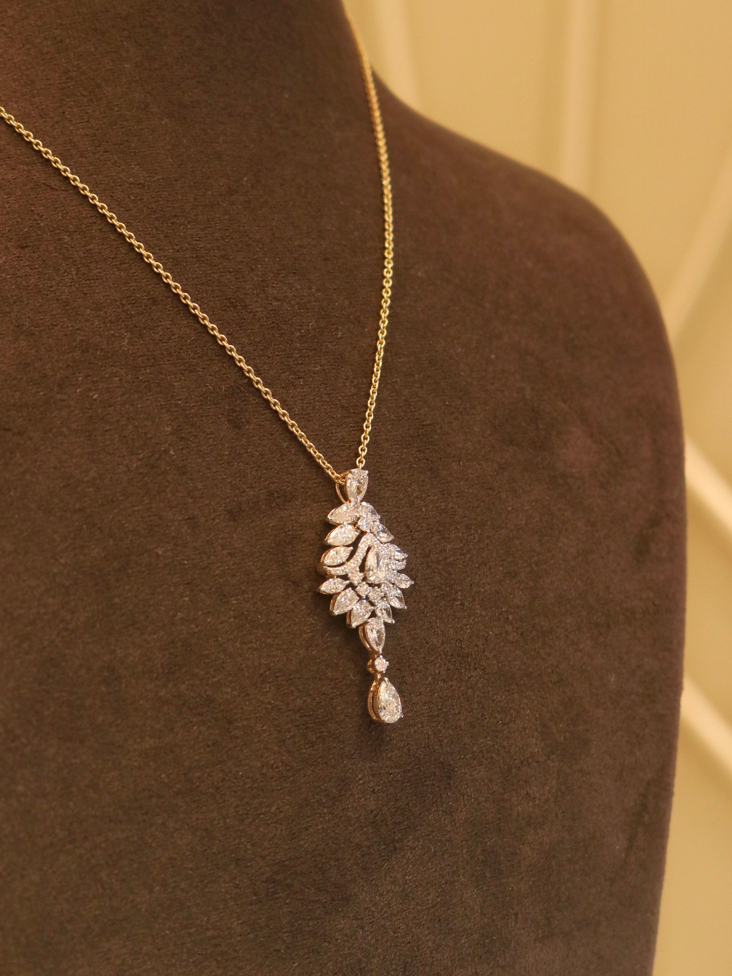 Tamrynn Lab Diamond Pendant - Sophisticated Elegance - Fiona Diamonds - Fiona Diamonds