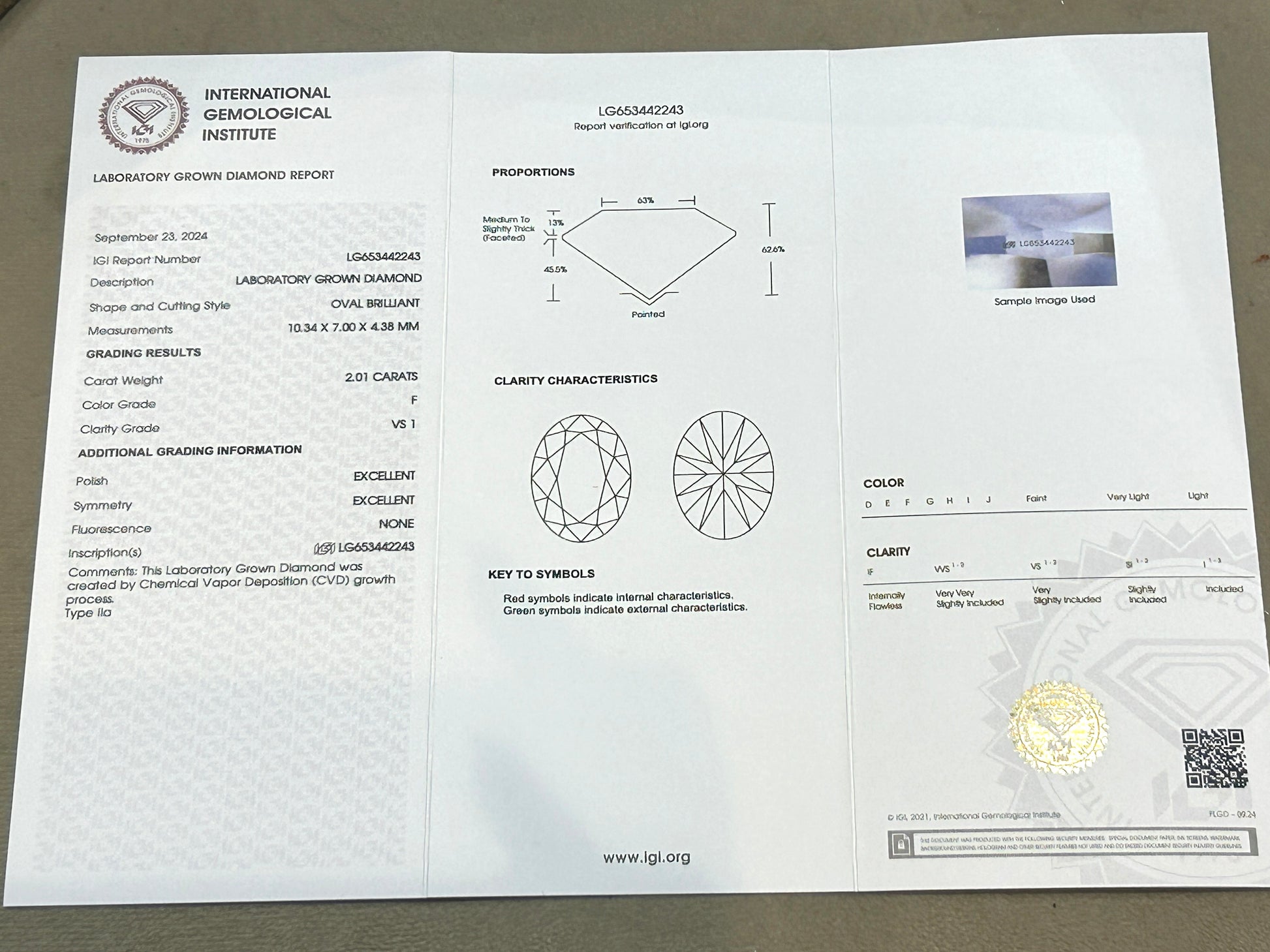 Thalynna 2ct Lab Diamond Earring - Radiant Sophistication - Fiona Diamonds - Fiona Diamonds