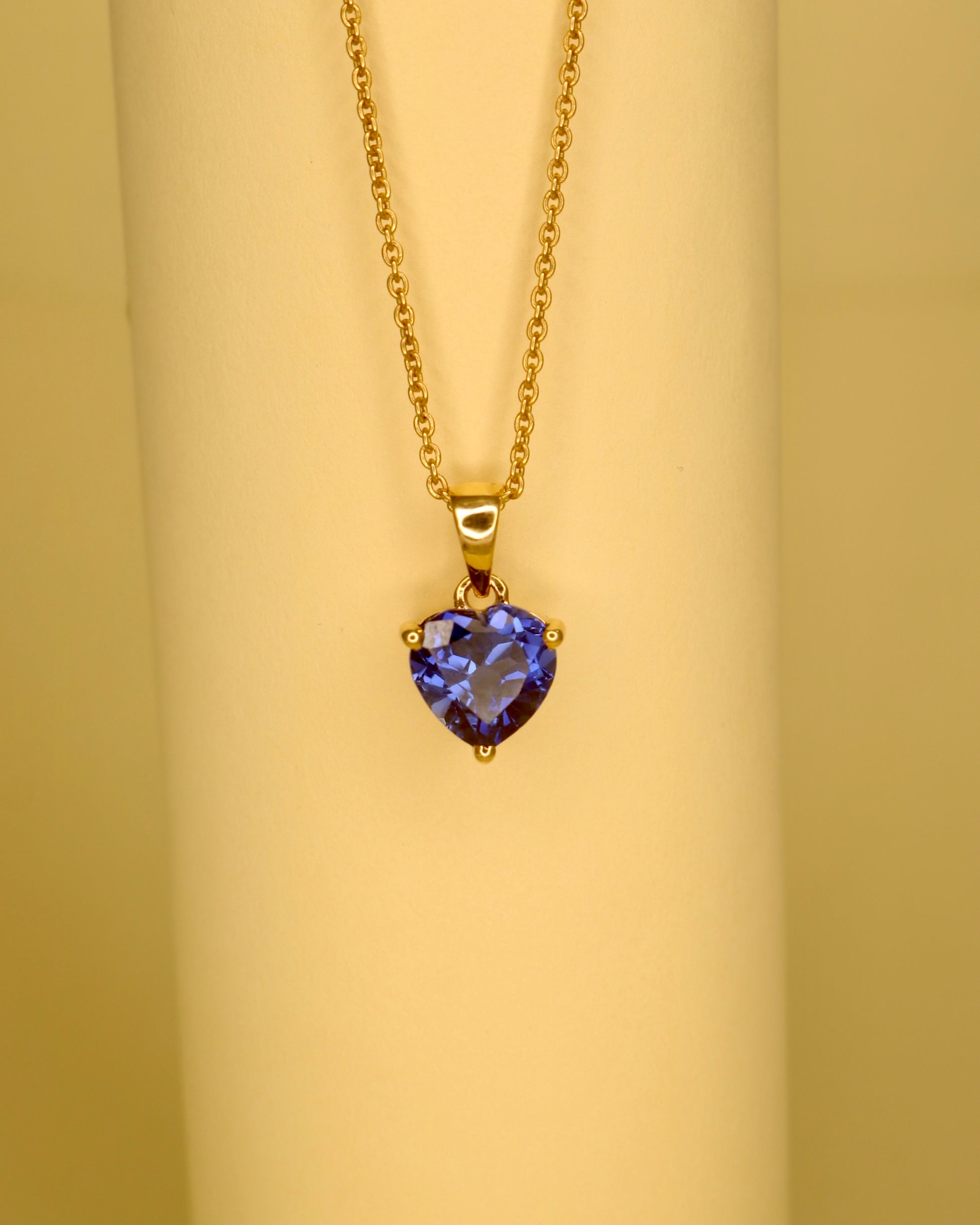 Quorynna Lab Diamond Pendant - Modern Grace - Fiona Diamonds - Fiona Diamonds