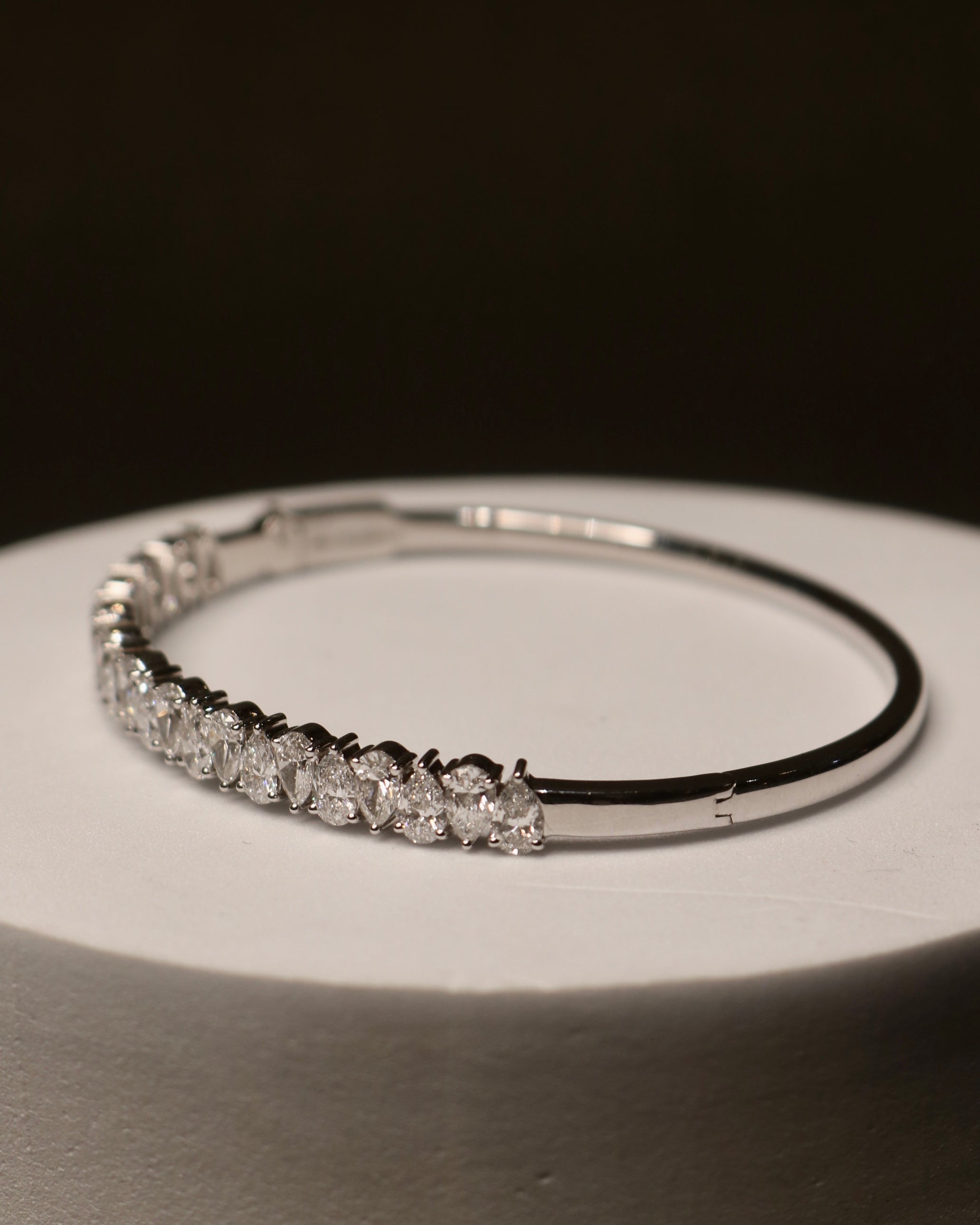 Urelindra Lab Diamond Bracelet – Classic & Timeless - Fiona Diamonds - Fiona Diamonds