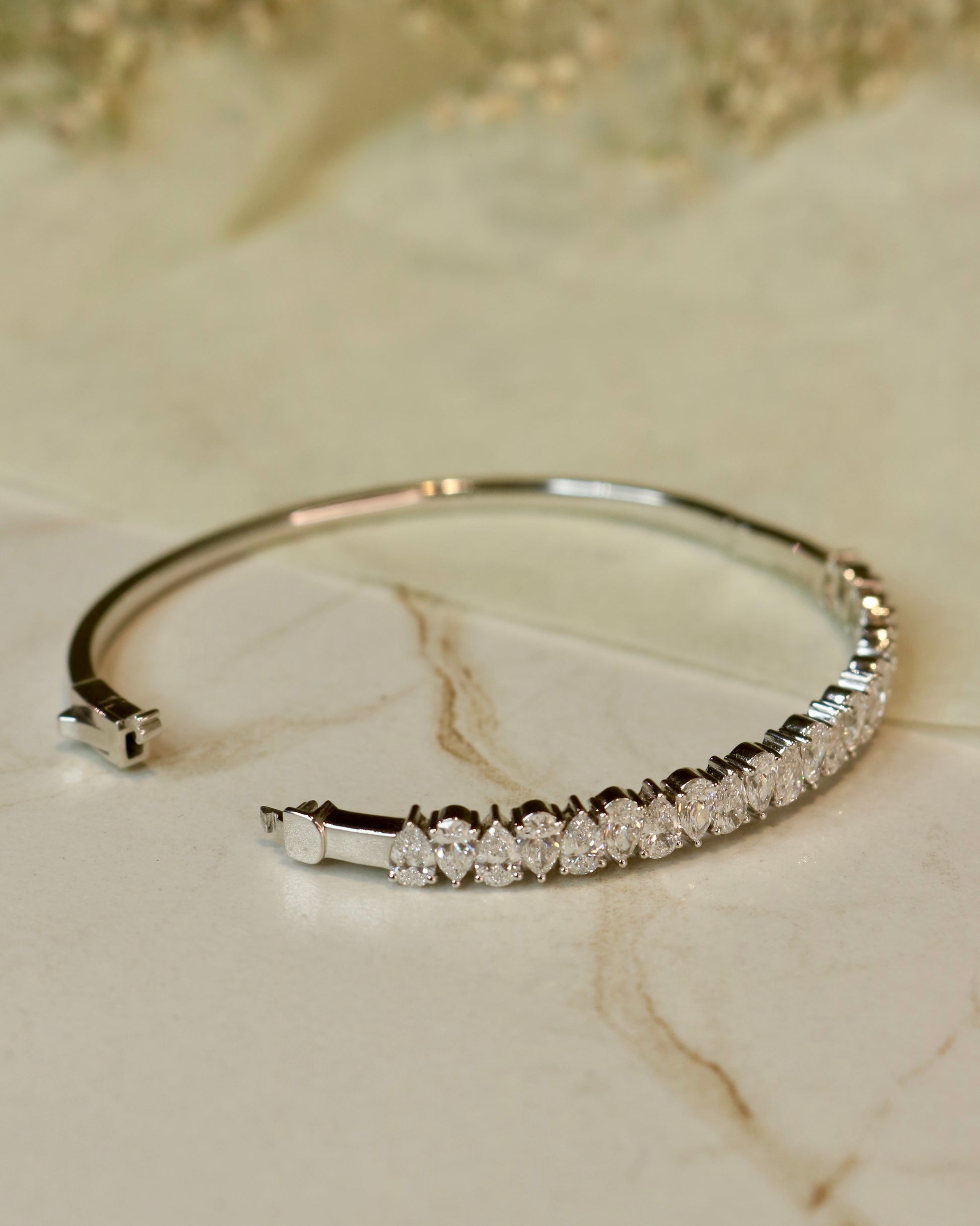 Urelindra Lab Diamond Bracelet – Classic & Timeless - Fiona Diamonds - Fiona Diamonds