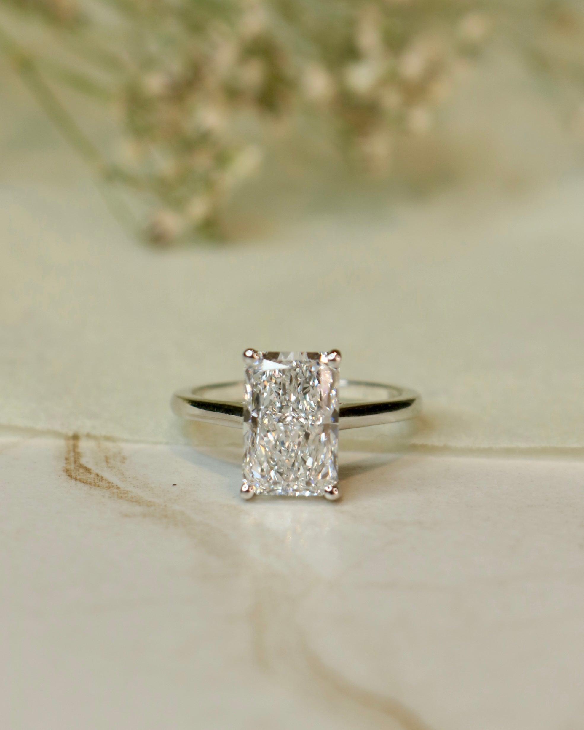Feylissara Radiant 3ct Lab Diamond Ring – Chic & Graceful - Fiona Diamonds - Fiona Diamonds