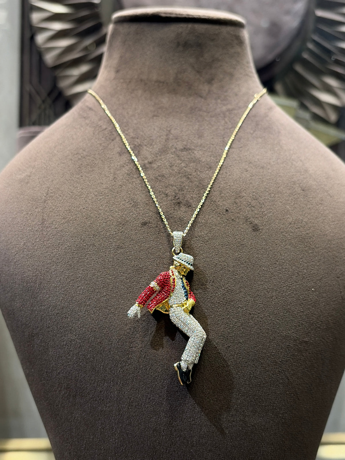 Moonstep Icon Lab Diamond Pendant