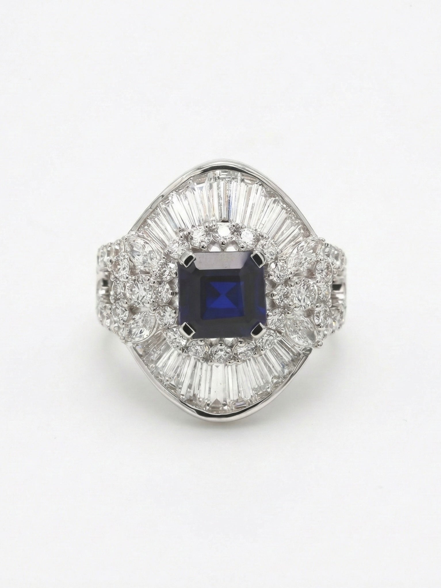 Illume Lab Diamond Ring