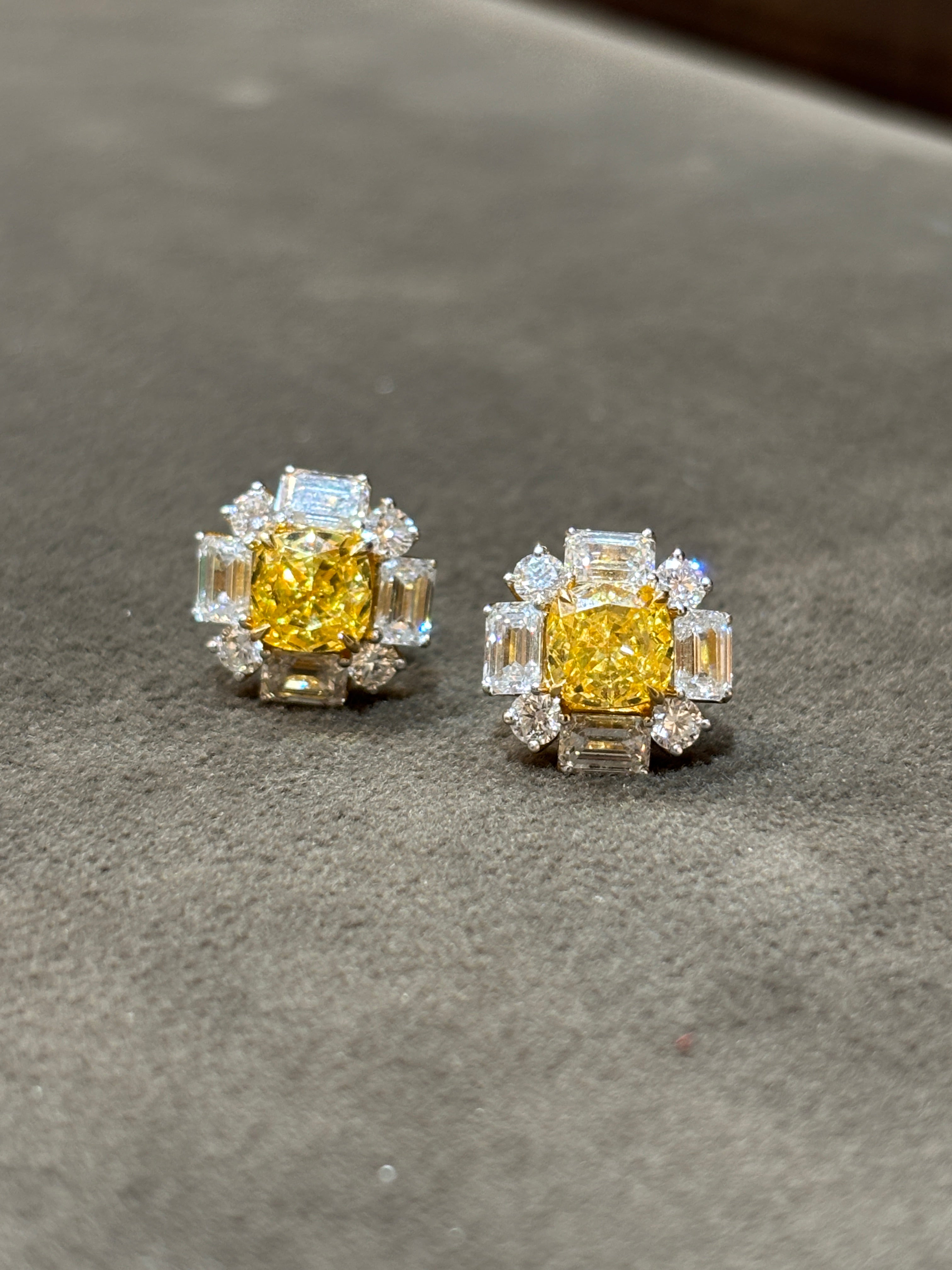 Close-up of 3.5ct Cushion Evangeline Cushion Lab Diamond Halo Earrings in 18K Yellow Gold by Fiona Diamonds