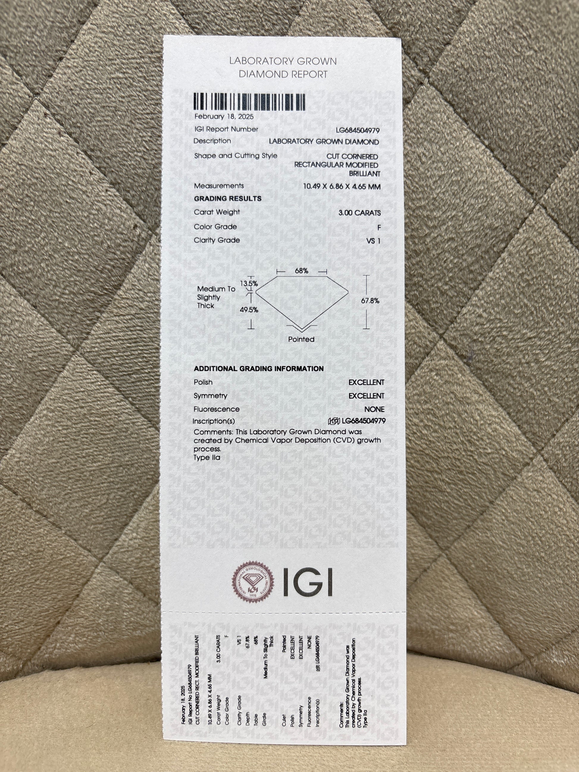 Feylissara Radiant 3ct Lab Diamond Ring – Chic & Graceful - Fiona Diamonds - Fiona Diamonds