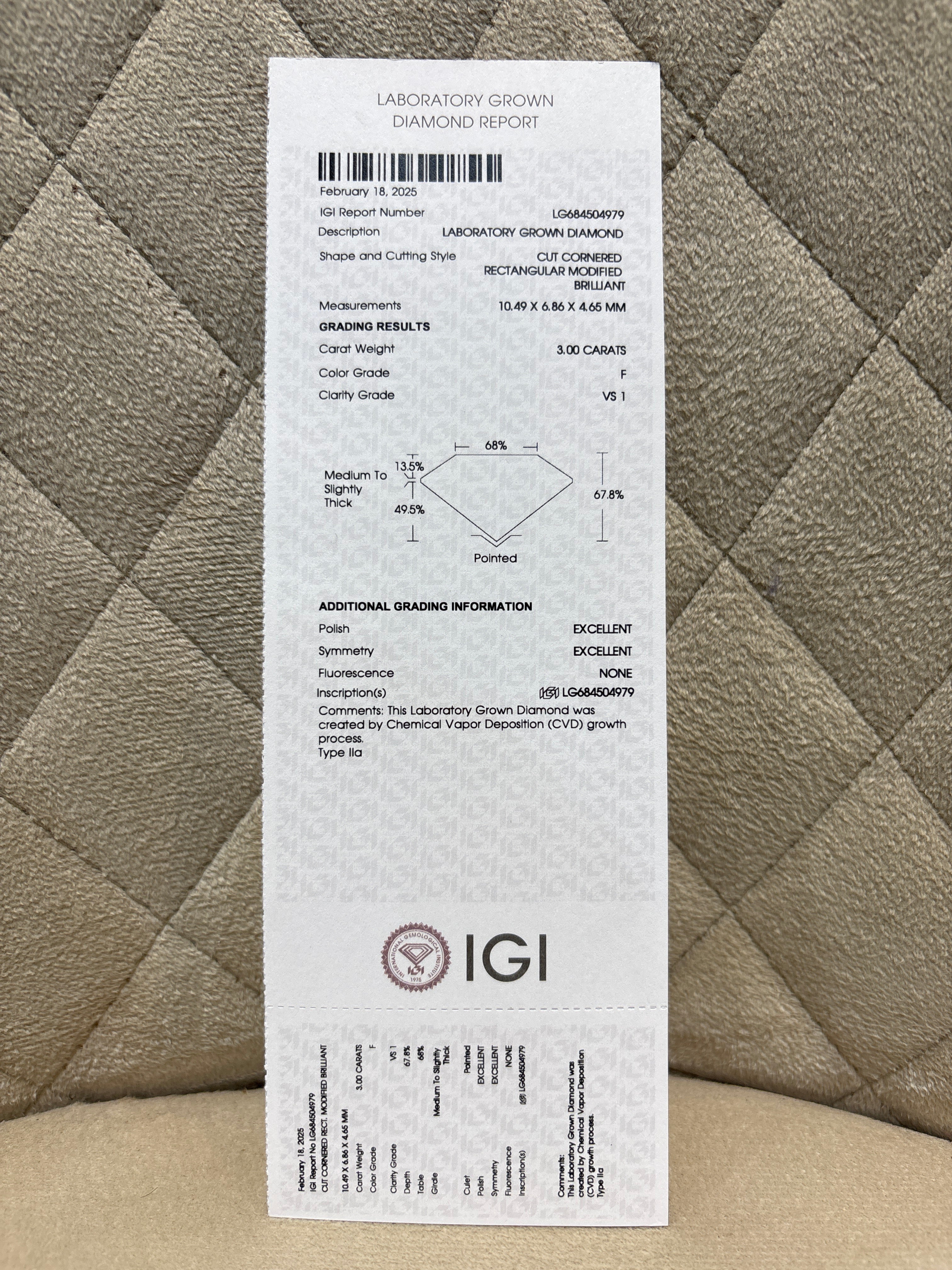 Feylissara Radiant 3ct Lab Diamond Ring – Chic & Graceful - Fiona Diamonds - Fiona Diamonds